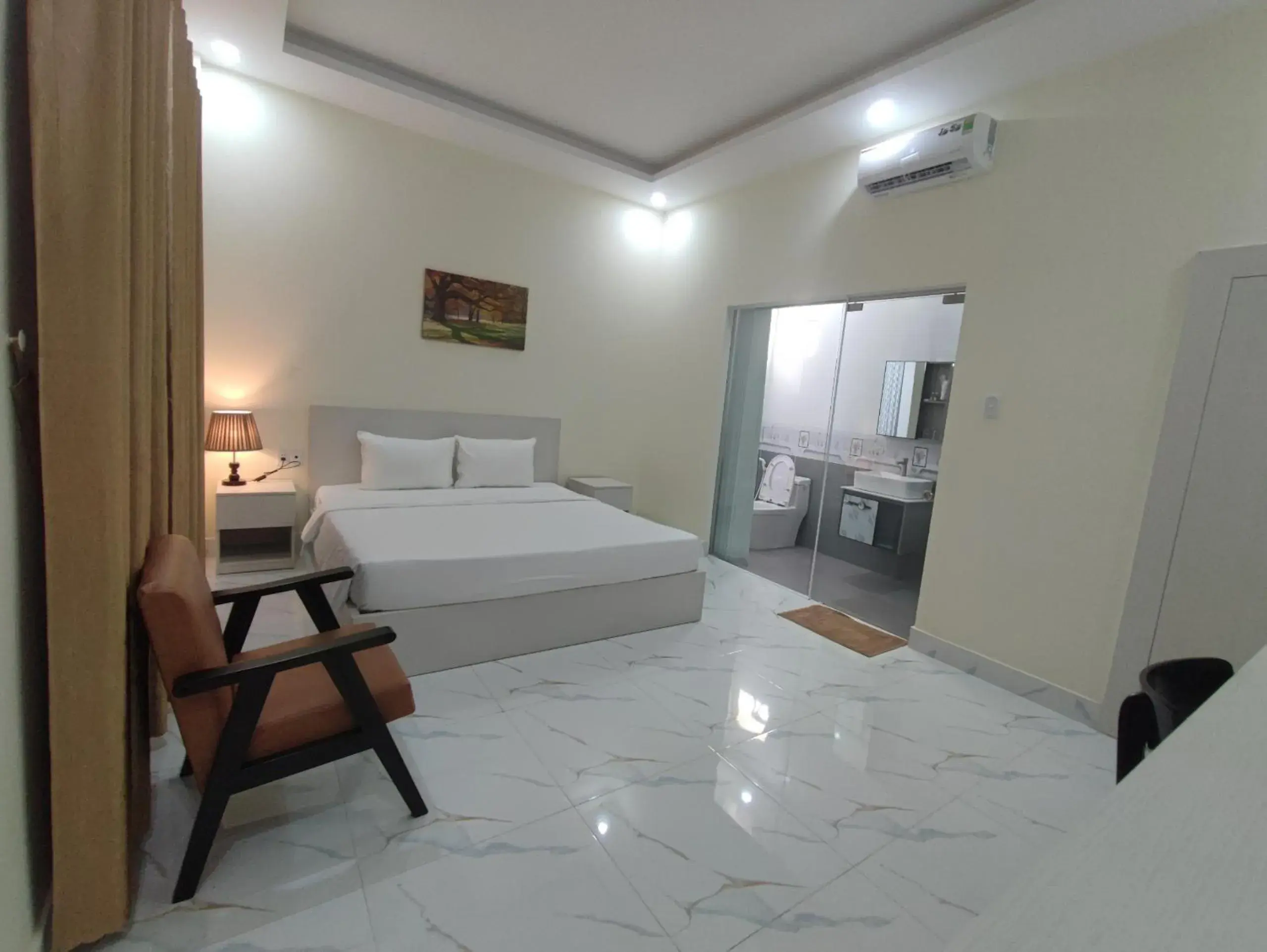 Photo of the whole room, Bed in Hoàng Anh Côn Đảo Hotel Photo of the whole room, Bed in Hoàng Anh Côn Đảo Hotel