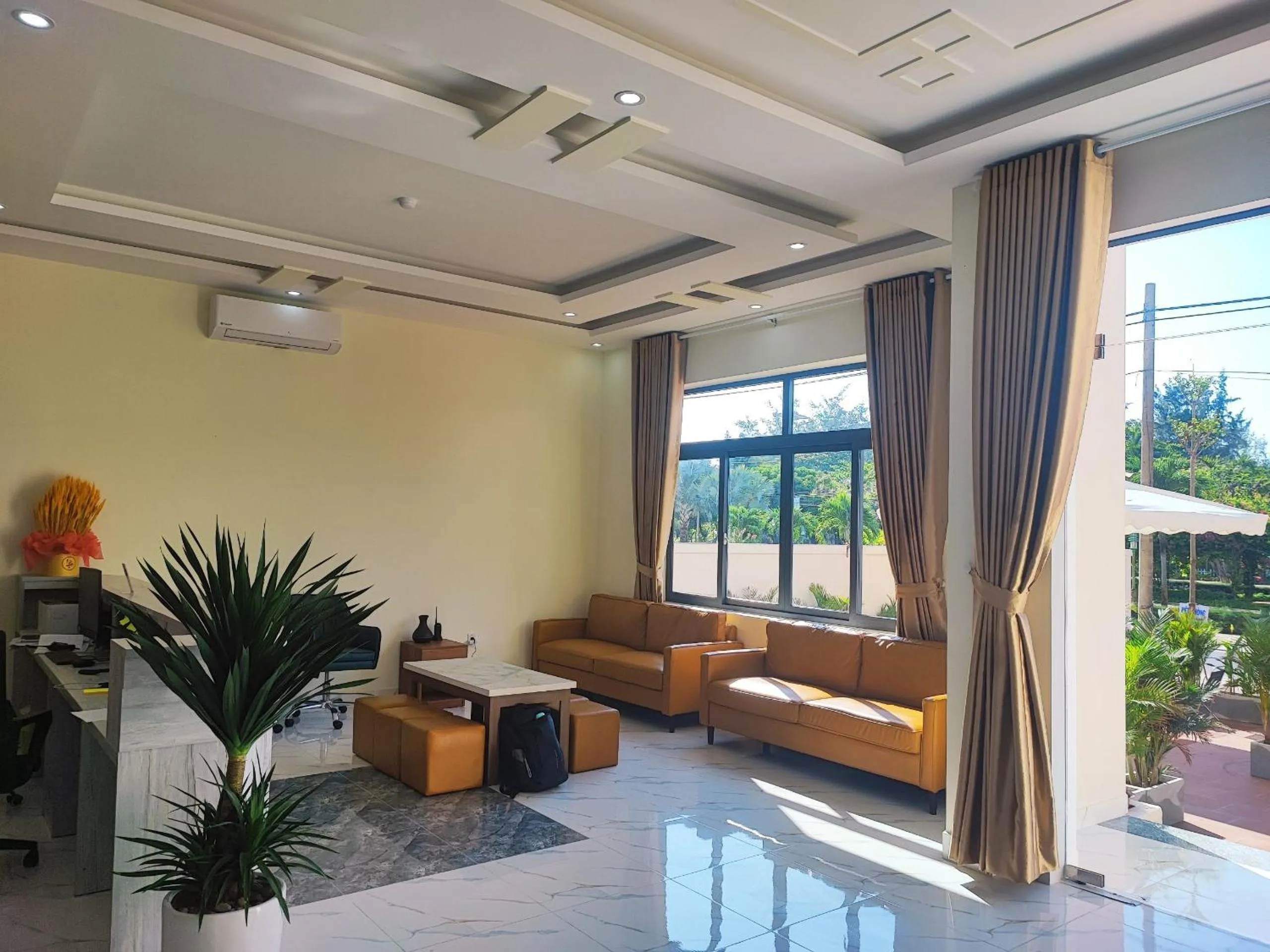 Lobby or reception in Hoàng Anh Côn Đảo Hotel