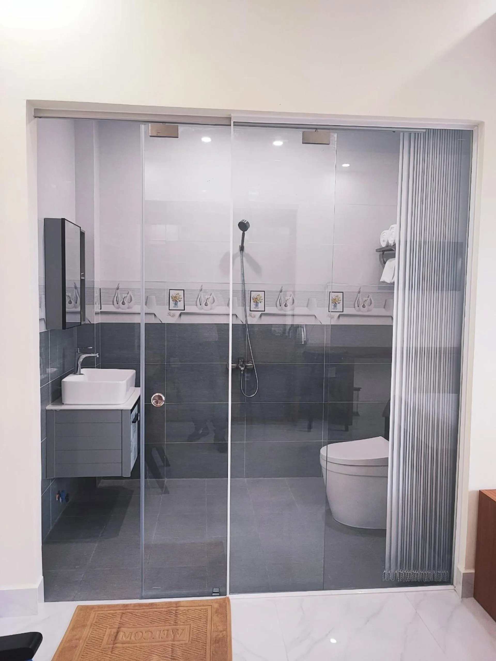 Shower in Hoàng Anh Côn Đảo Hotel