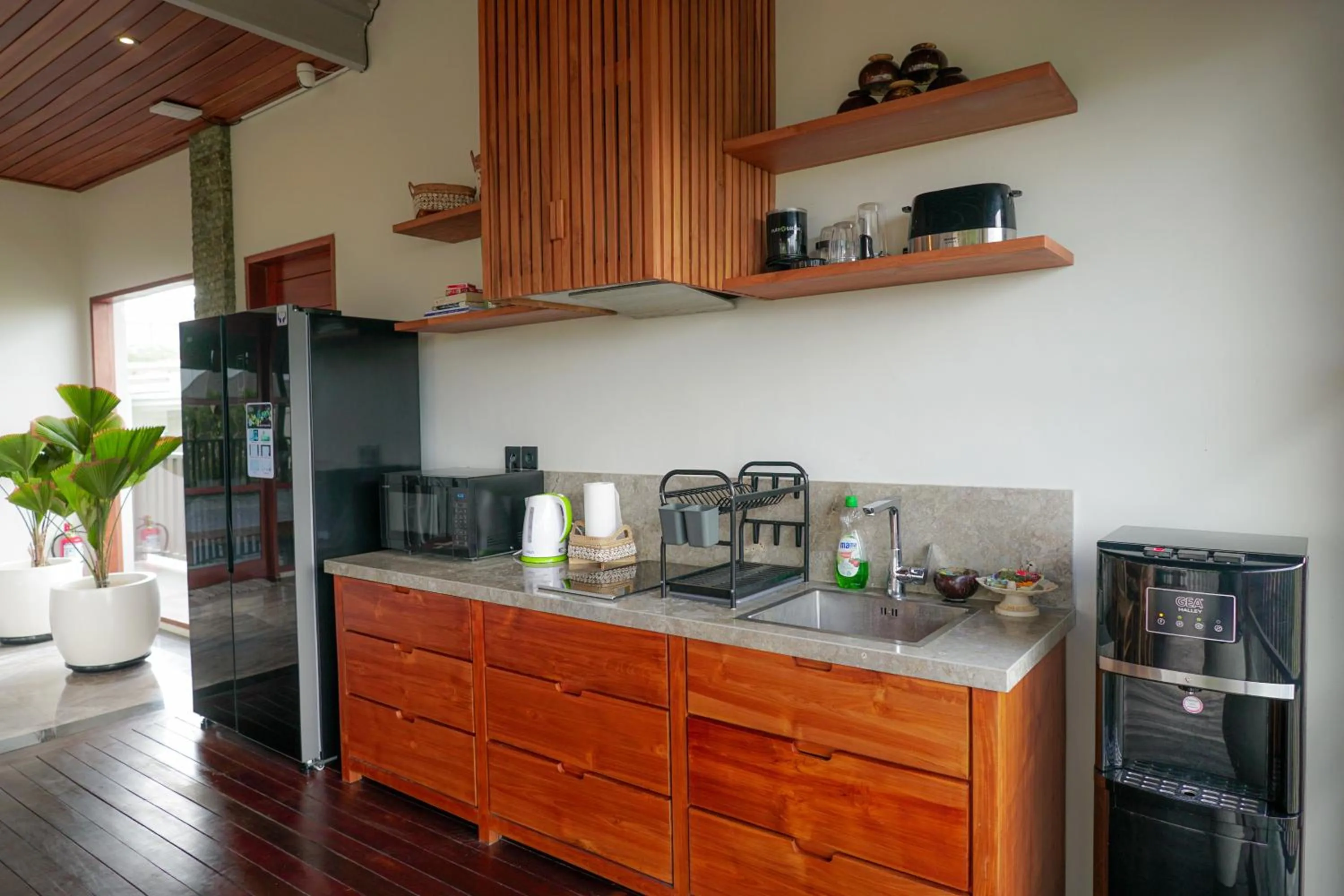 Coffee/tea facilities in Tropical Beach House Bali