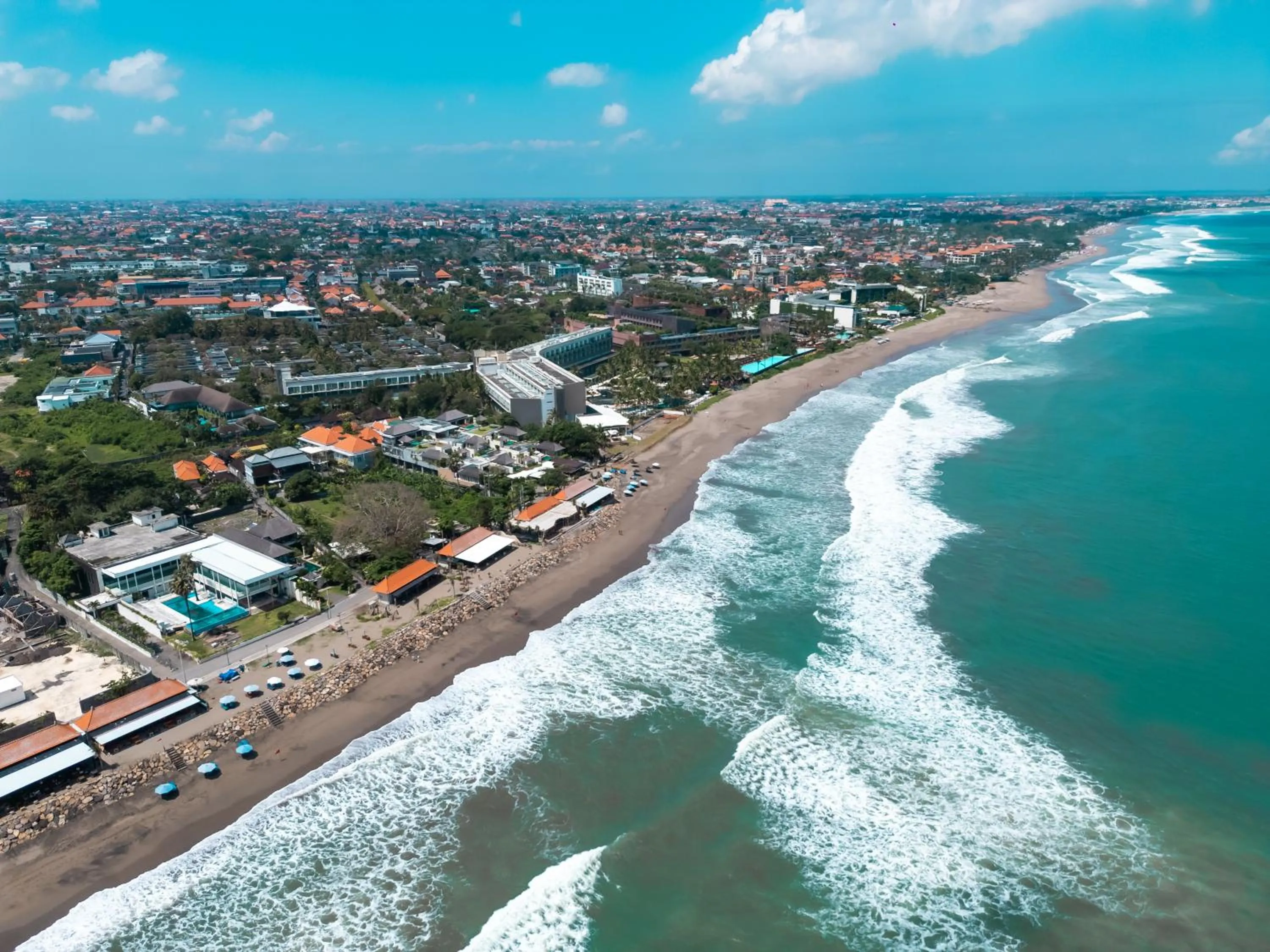 Restaurant/places to eat in Tropical Beach House Bali