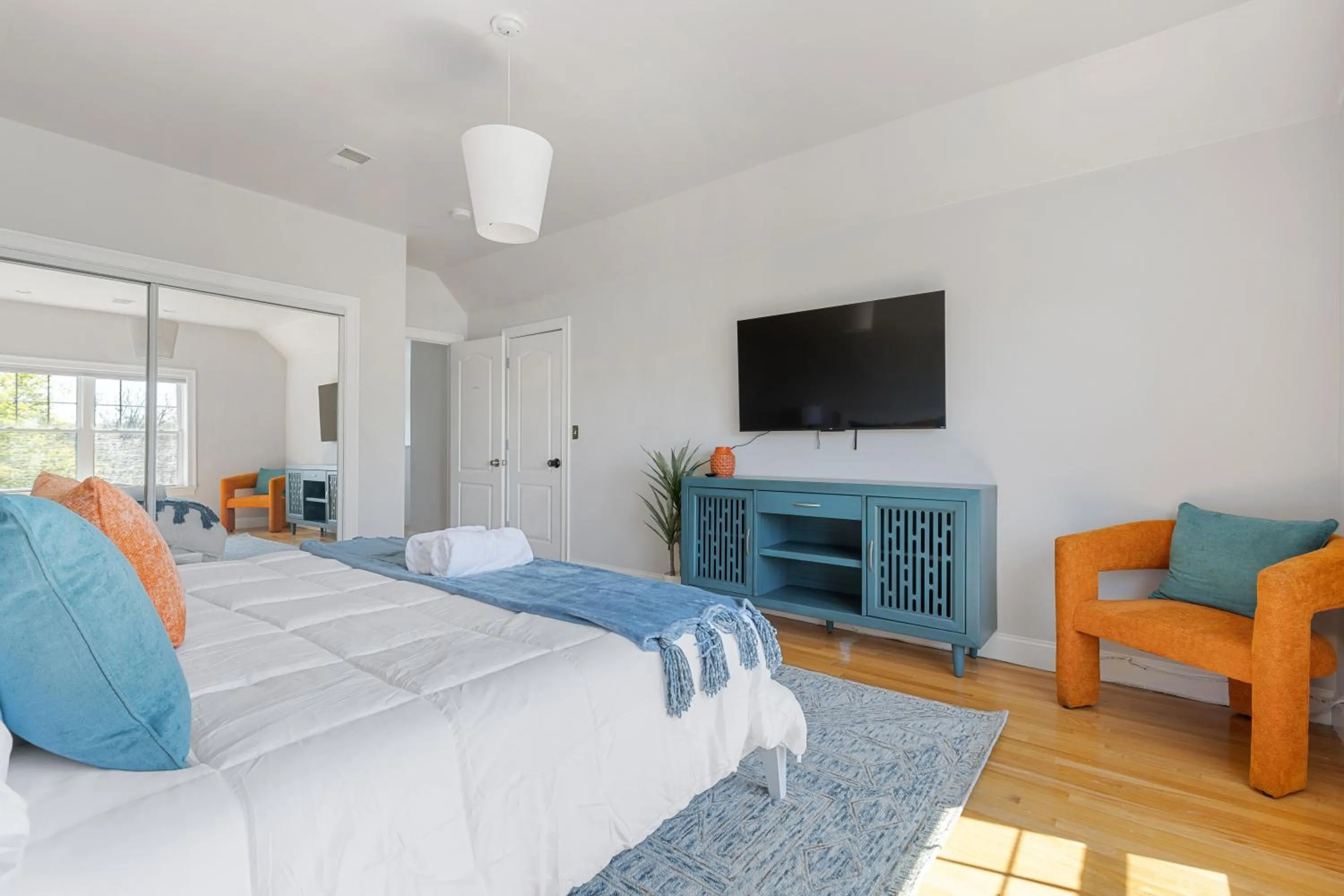 Bed in Amazing family-friendly and group-friendly accommodation #TheBackDorch