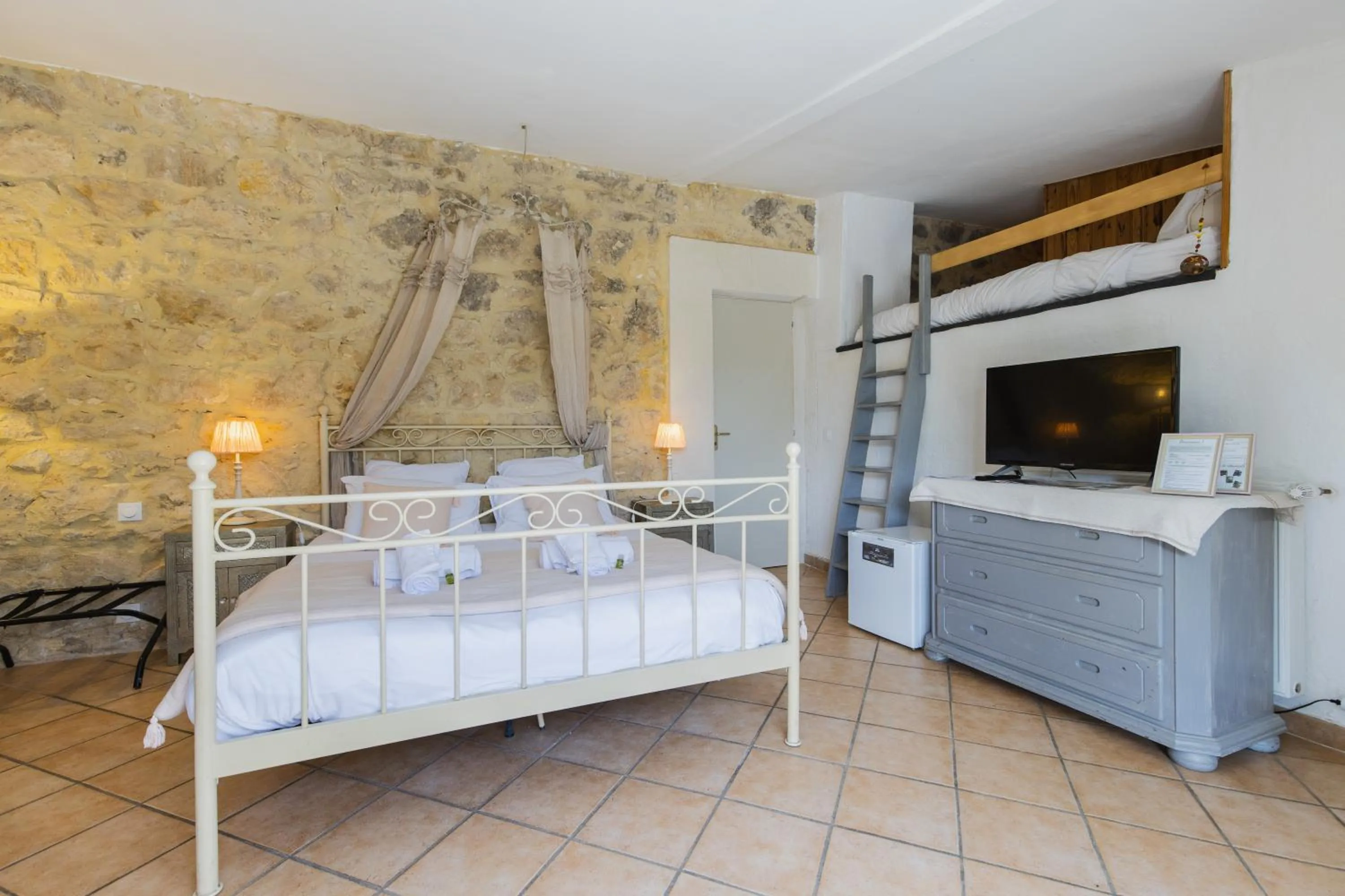 Family Room in Chambre d'hôtes - B&B - Grand Luberon chez Manon en Luberon