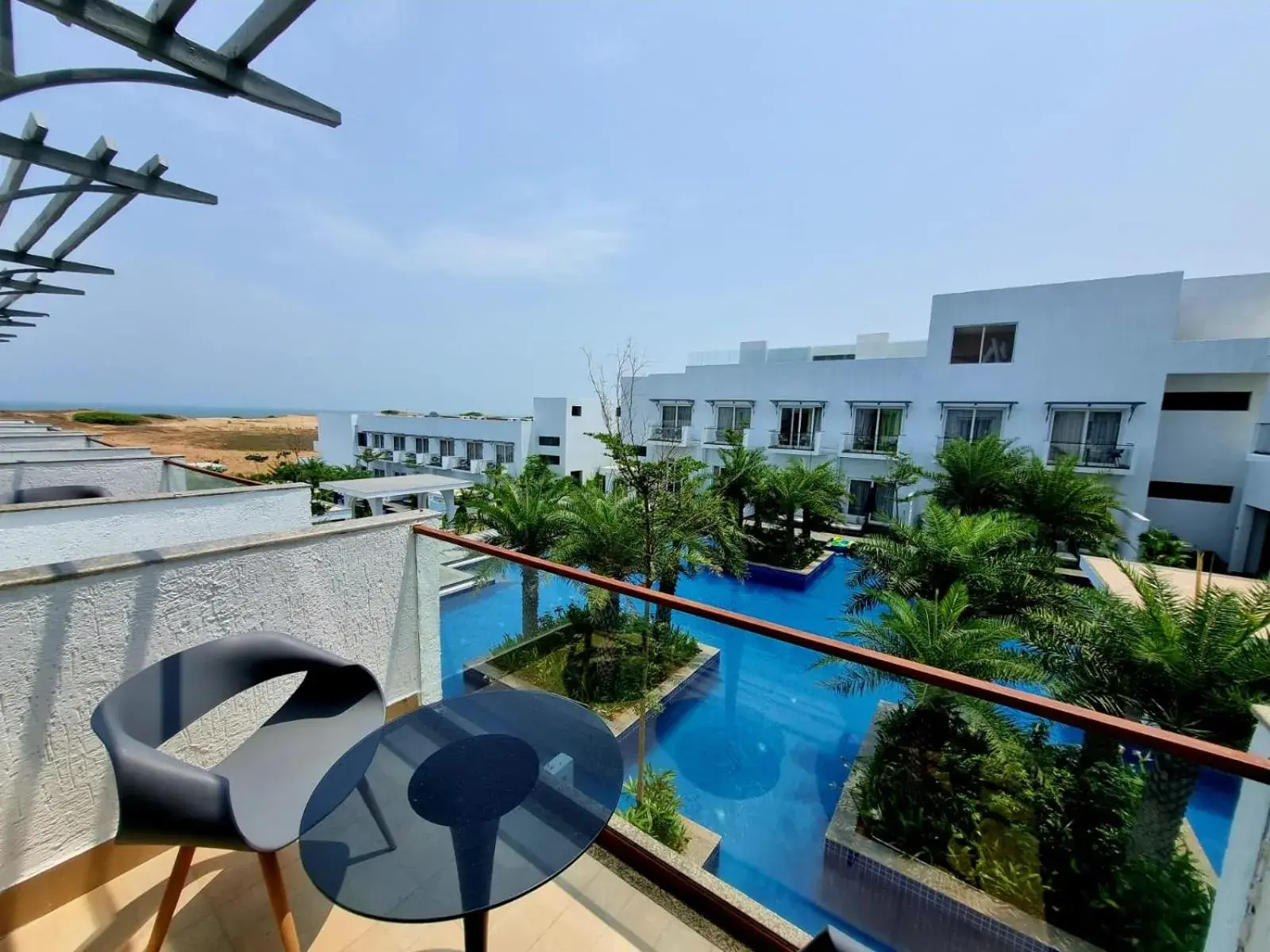 Pool view in Pramod Lands End Resort, a member of Radisson Individuals Pool view in Pramod Lands End Resort, a member of Radisson Individuals