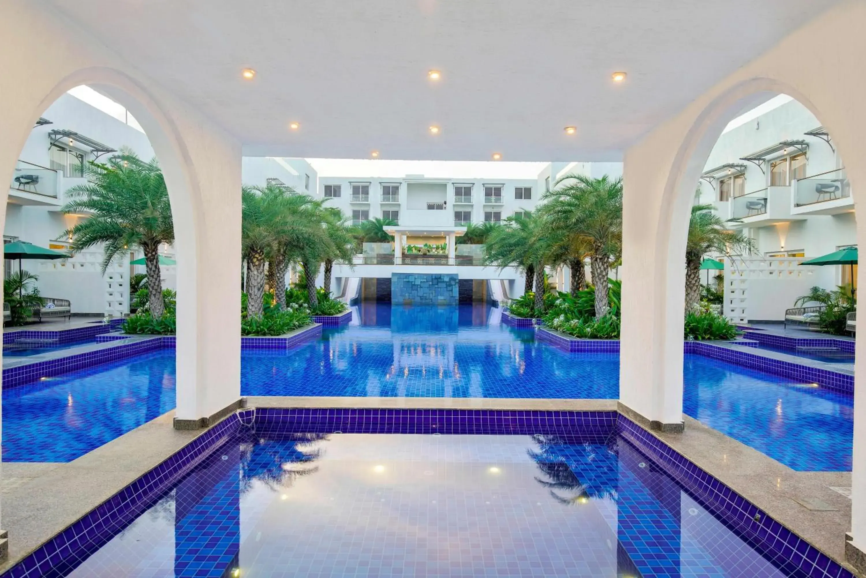 Swimming pool in Pramod Lands End Resort, a member of Radisson Individuals Swimming pool in Pramod Lands End Resort, a member of Radisson Individuals