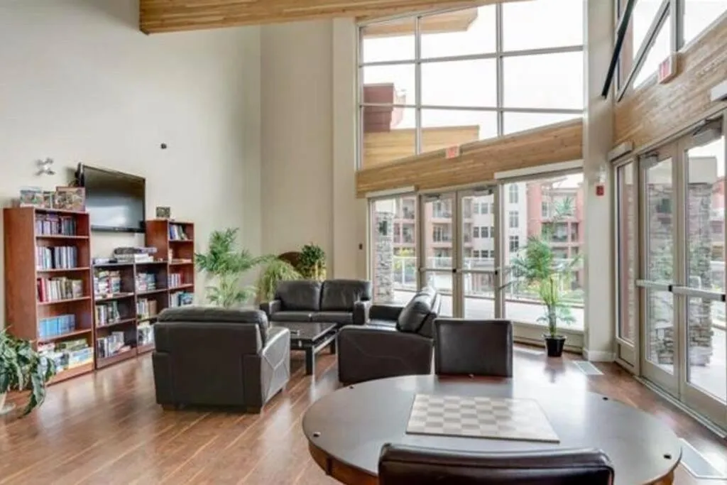 Communal lounge/ TV room in Stay In The Okanagan - Copper Sky, West Kelowna