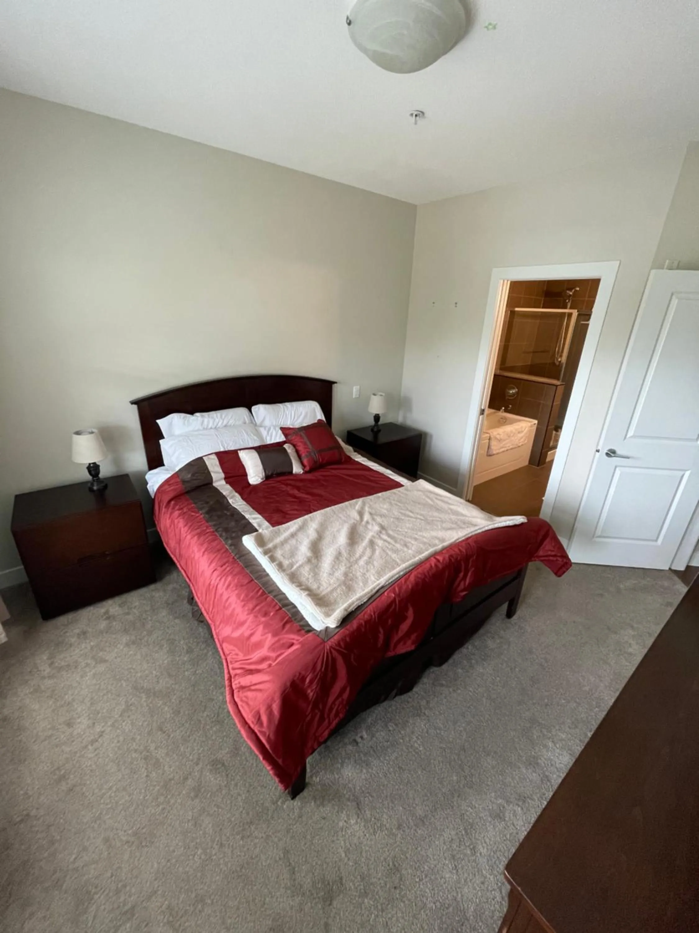 Bed in Stay In The Okanagan - Copper Sky, West Kelowna