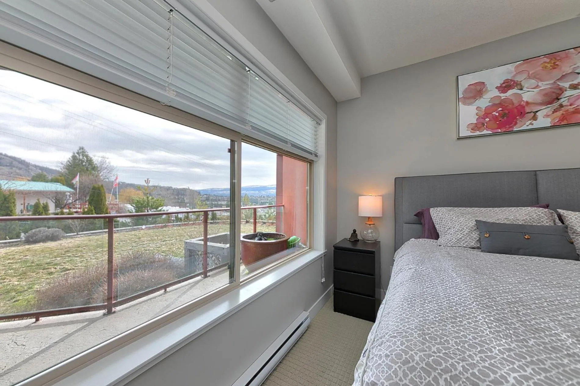 Bed in Stay In The Okanagan - Copper Sky, West Kelowna
