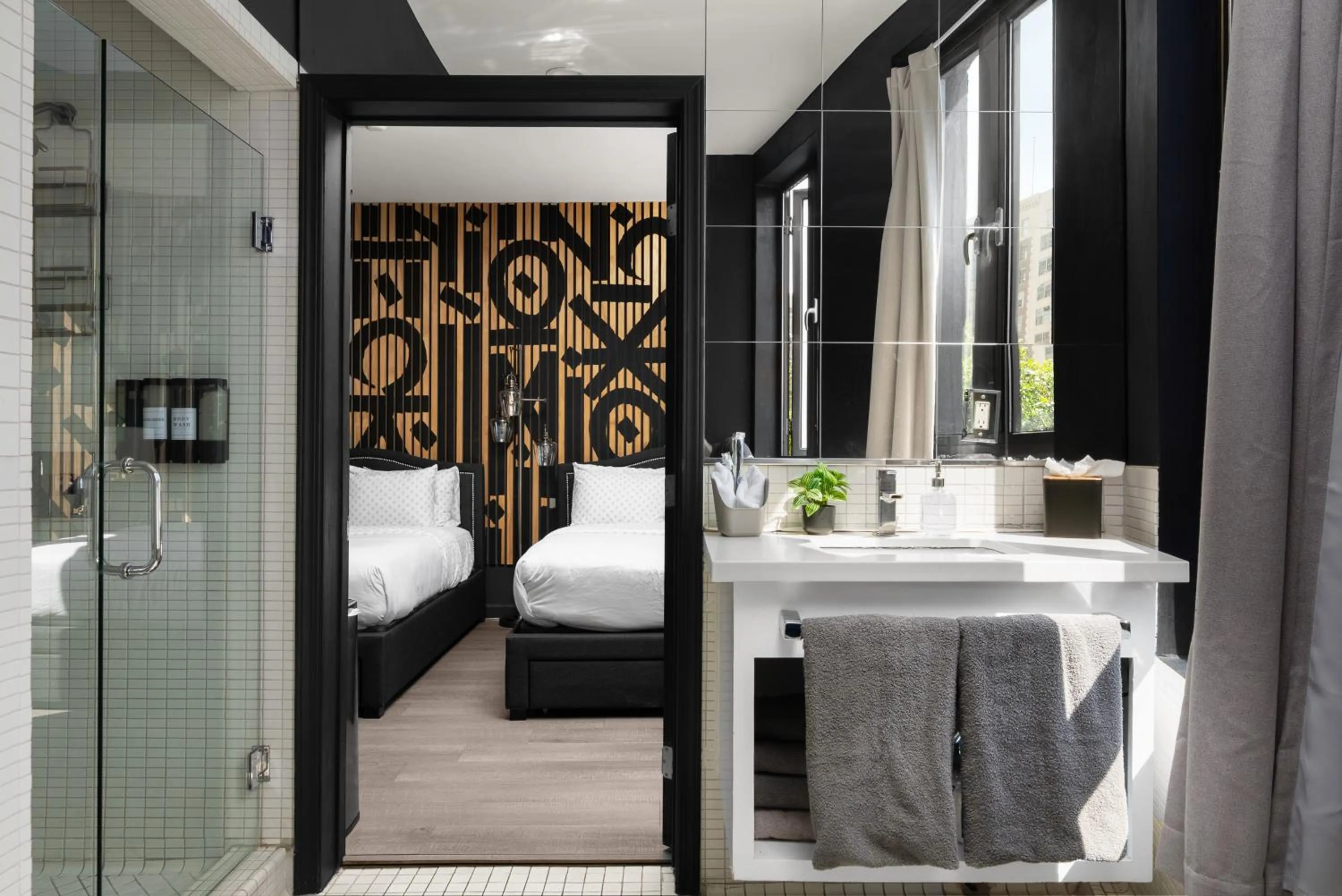 Bed in Audemar Boutique Hotel and Apartment Homes