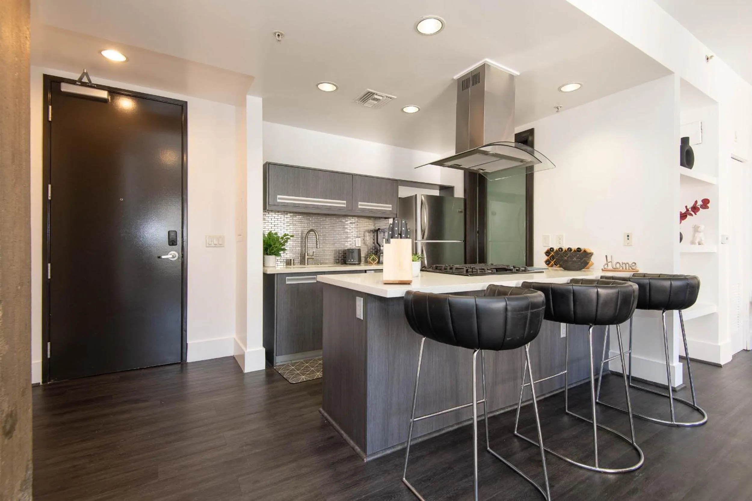 Kitchen or kitchenette in DTLA Boutique Hotel