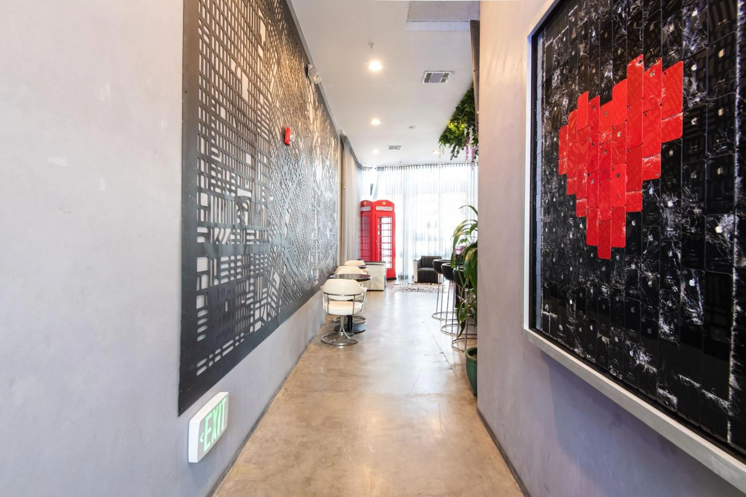 Property building in DTLA Boutique Hotel