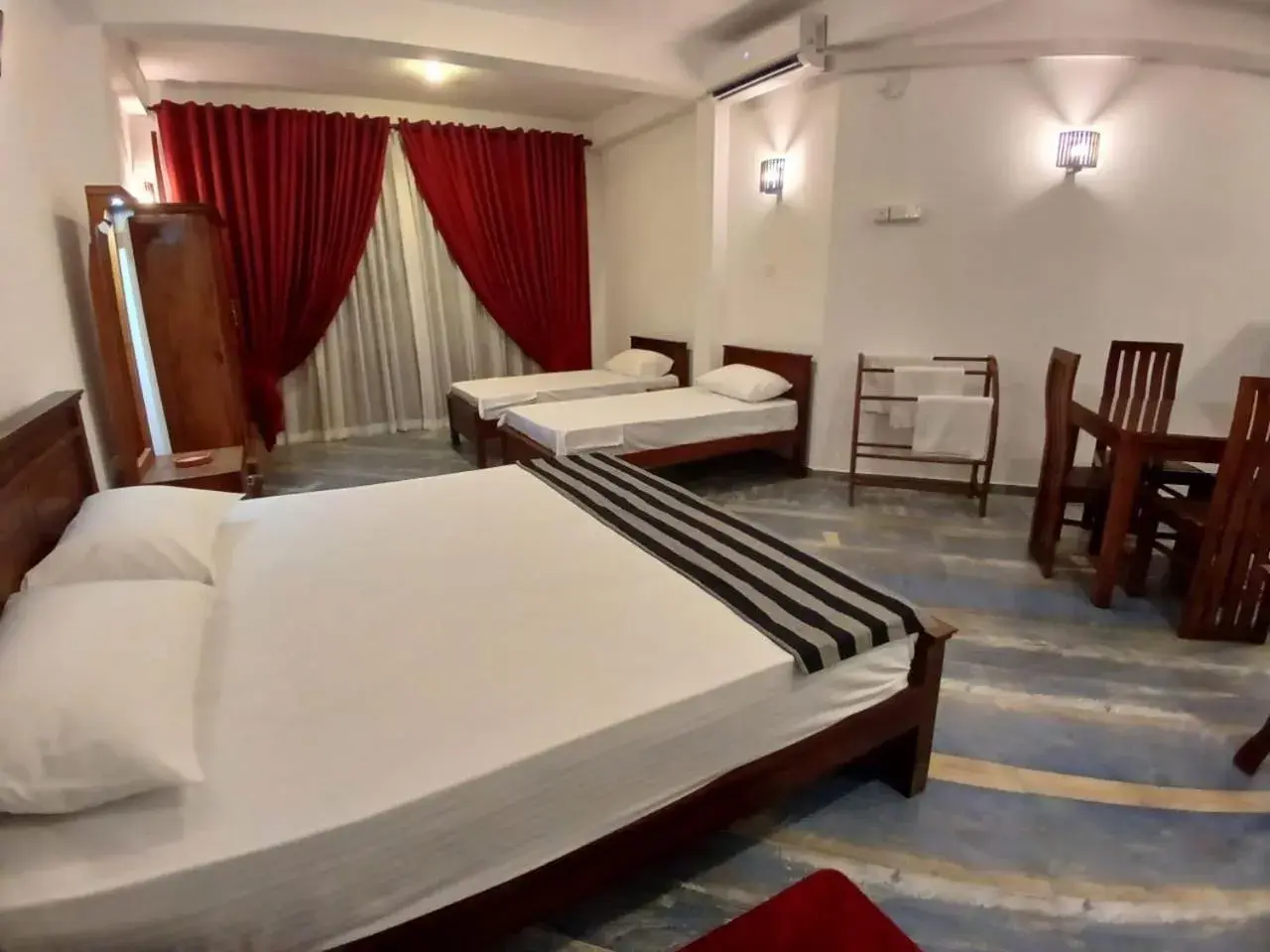 Bed in Sol Y Mar - Unawatuna Bed in Sol Y Mar - Unawatuna