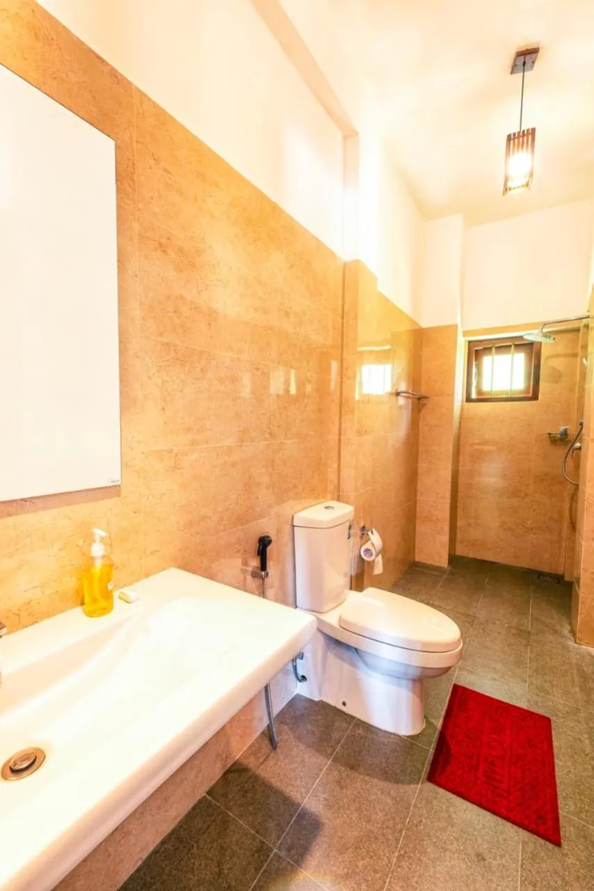 Sol Y Mar - Unawatuna