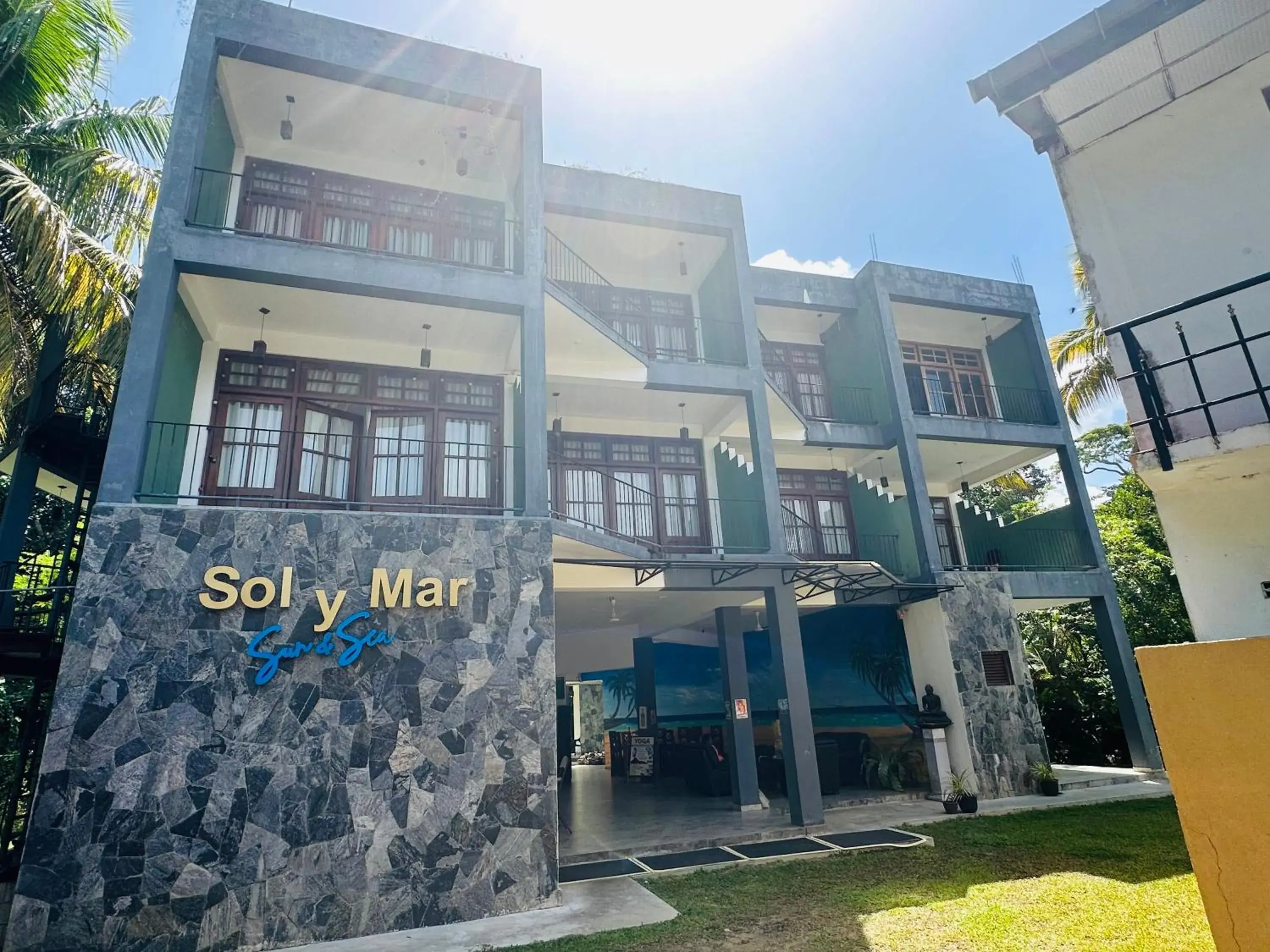 Property building in Sol Y Mar - Unawatuna Property building in Sol Y Mar - Unawatuna