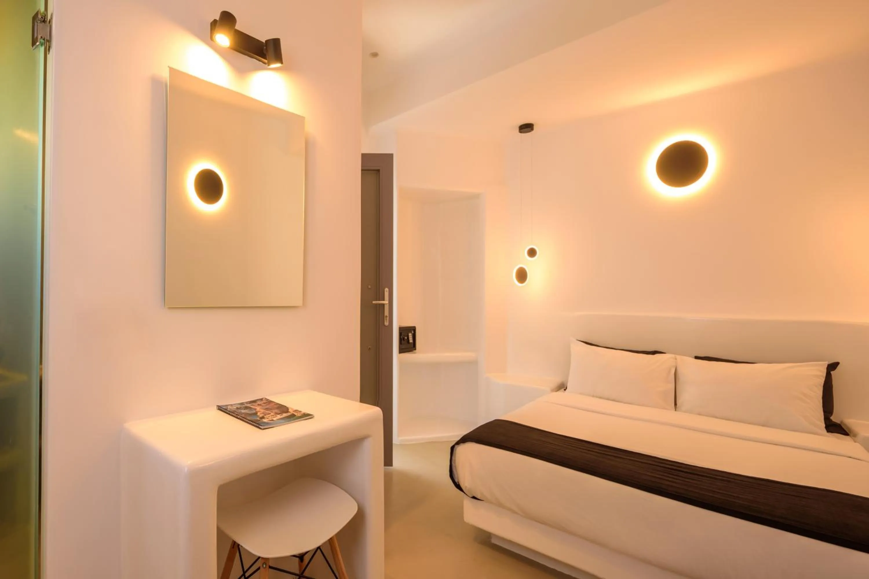 Bed in Tataki Family Hotel