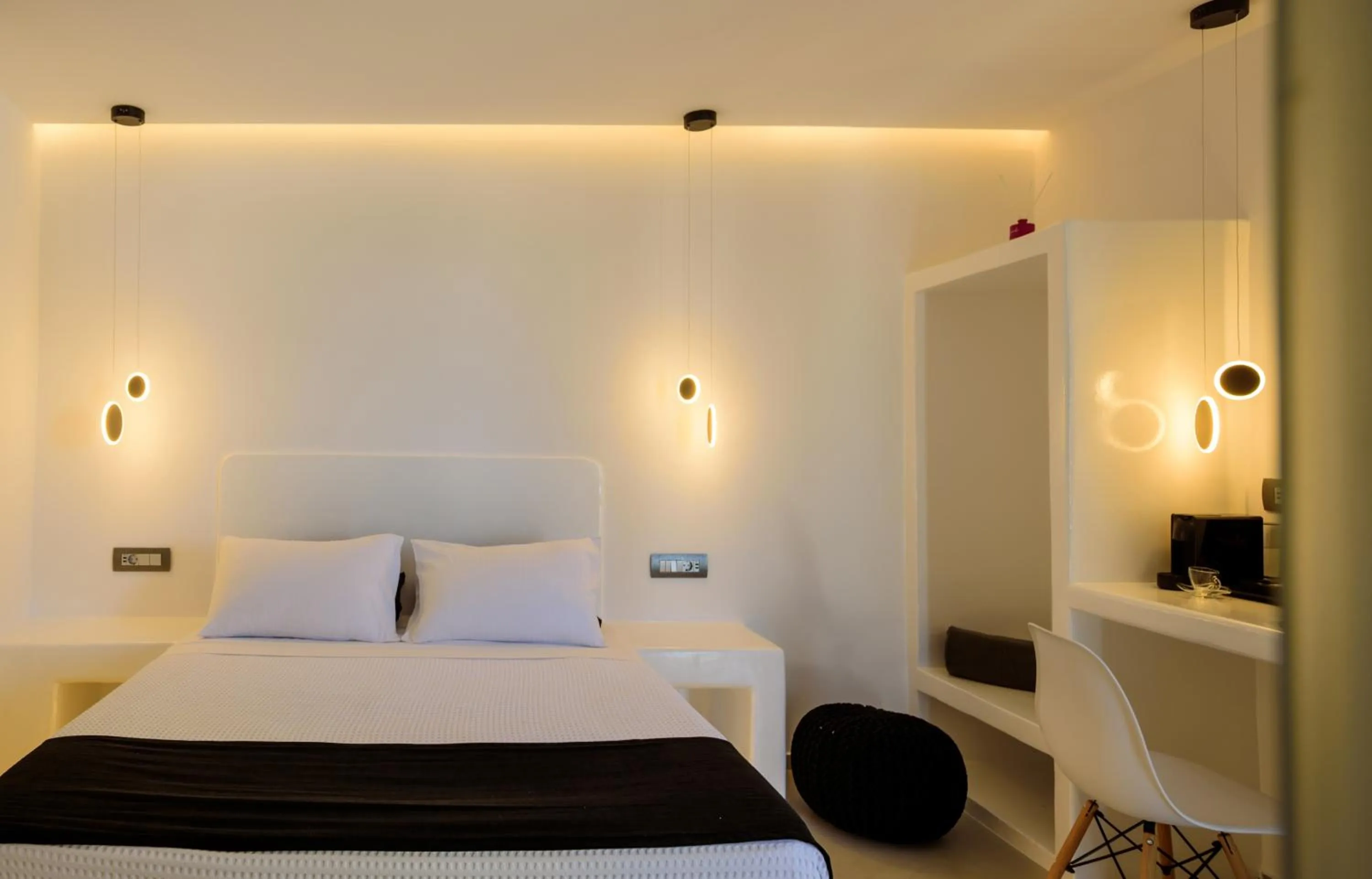 Bed in Tataki Family Hotel