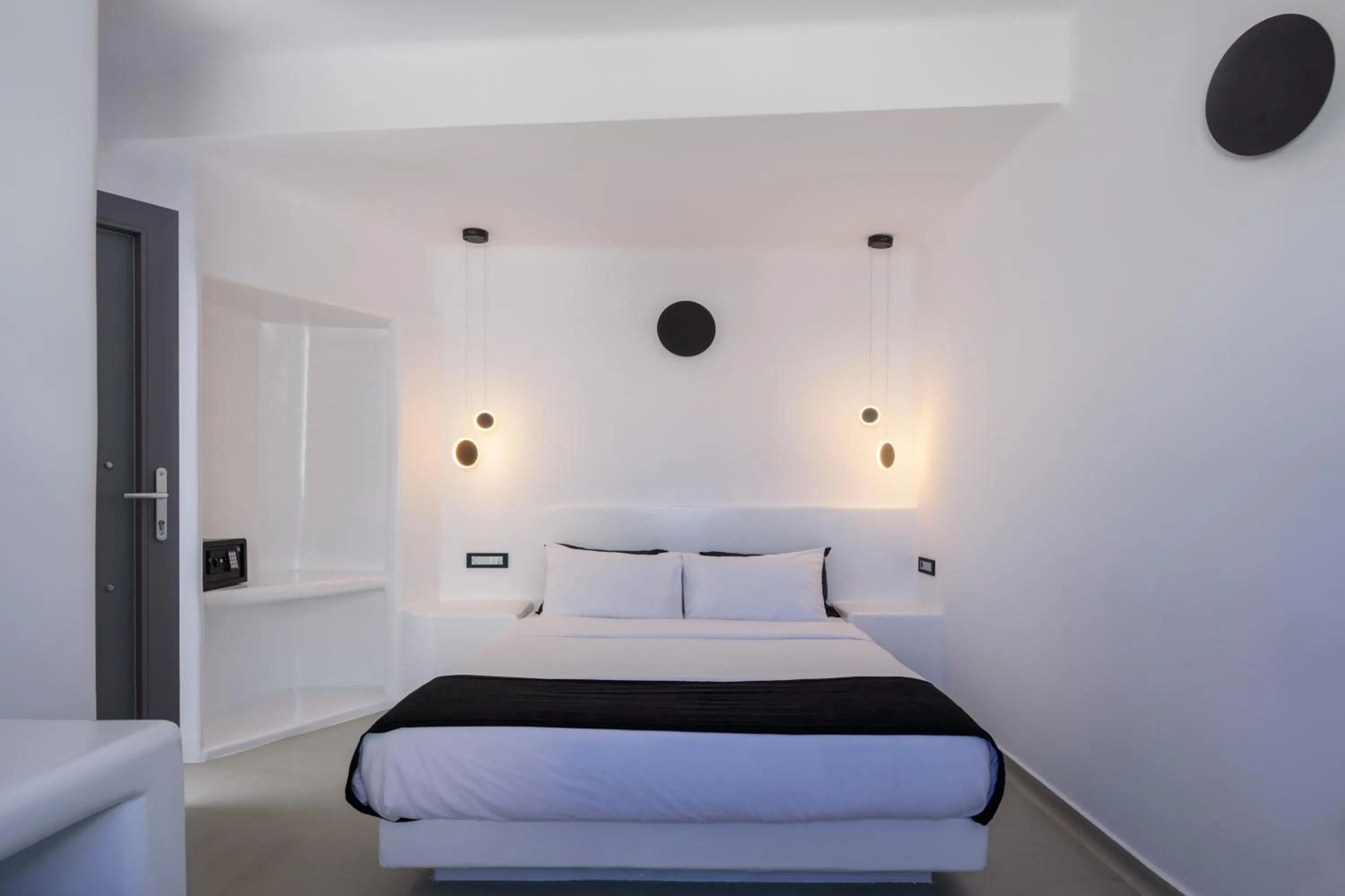 Bed in Tataki Family Hotel