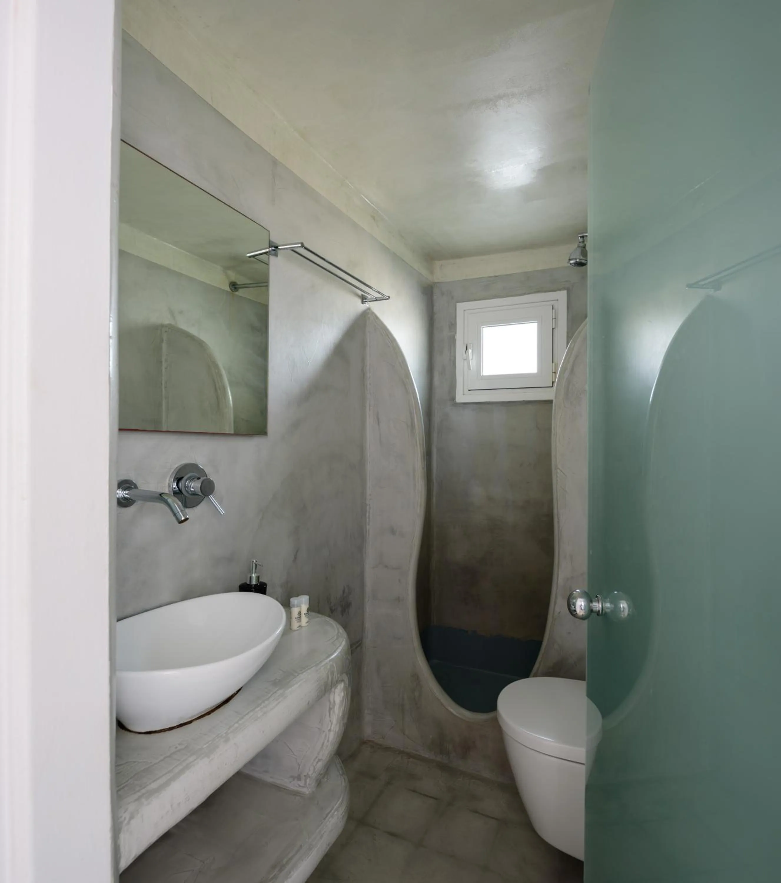 Superior Double Room in Tataki Family Hotel