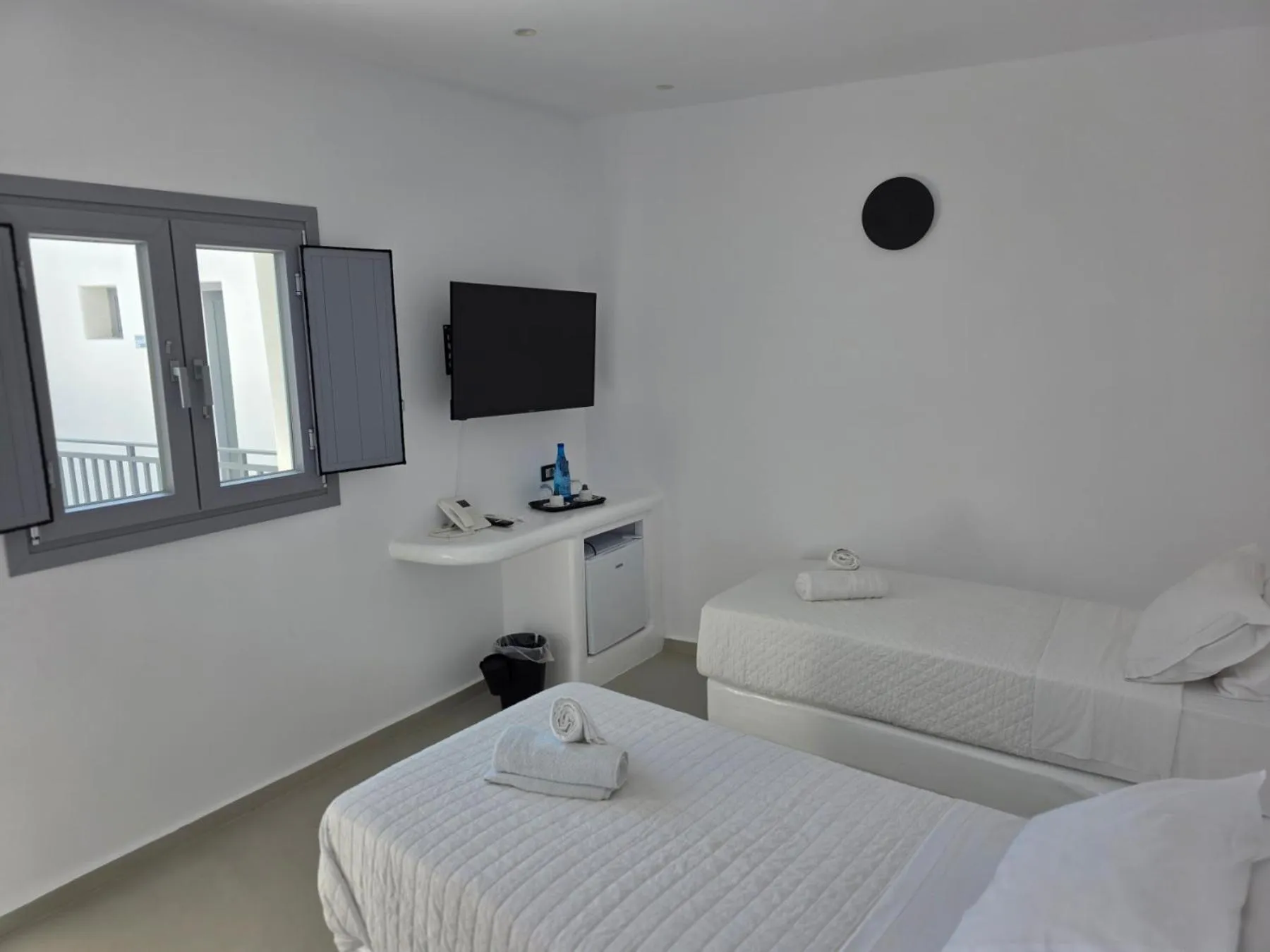 Bed in Tataki Family Hotel