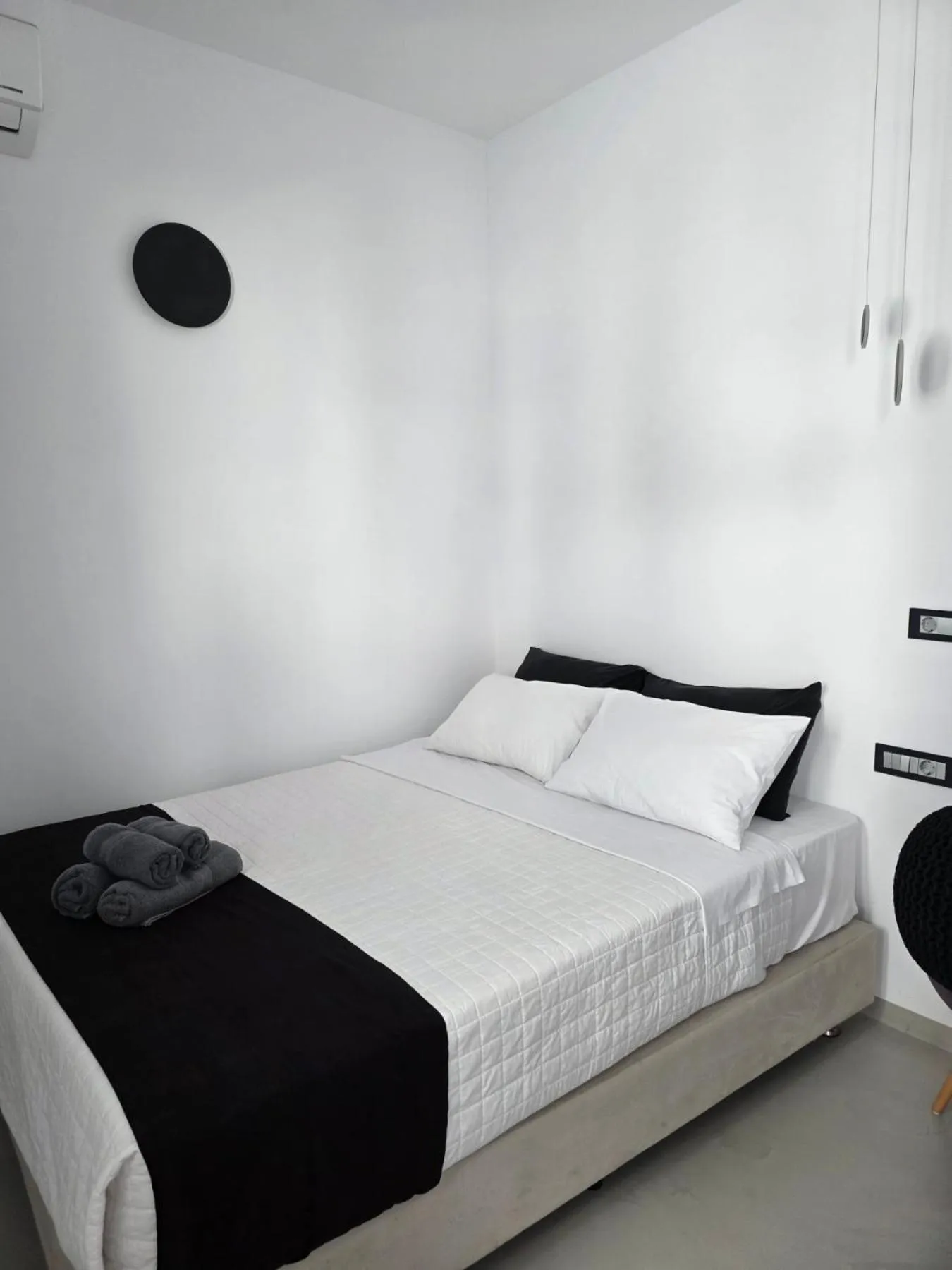 Bed in Tataki Family Hotel