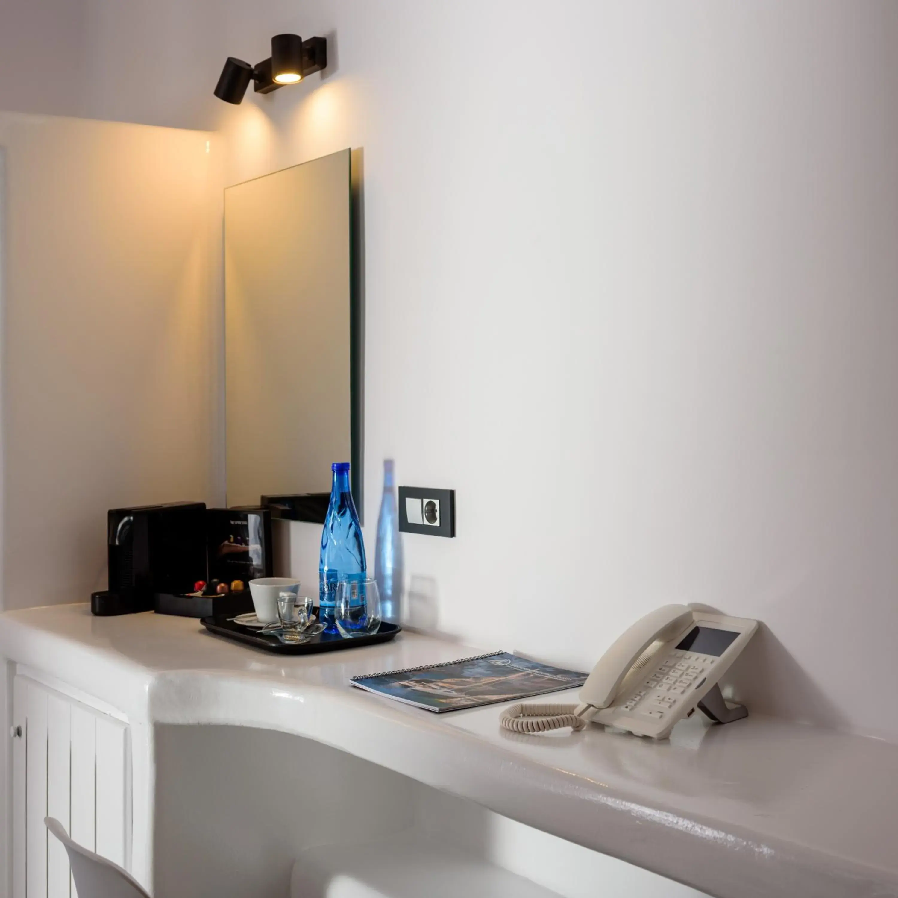 Coffee/tea facilities in Tataki Family Hotel Coffee/tea facilities in Tataki Family Hotel