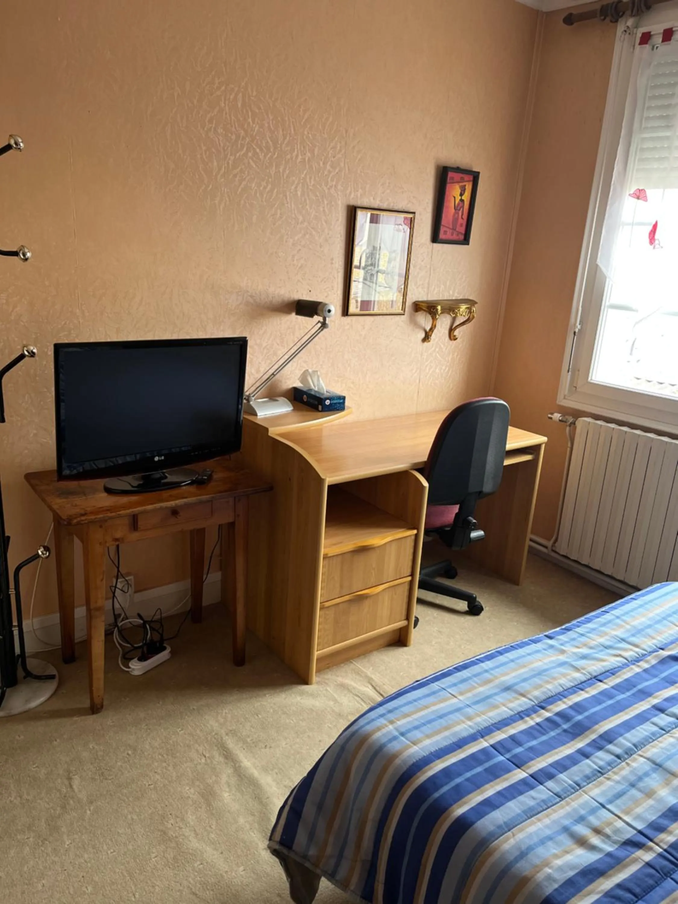 TV/Entertainment Center in Chez Josiane et denis