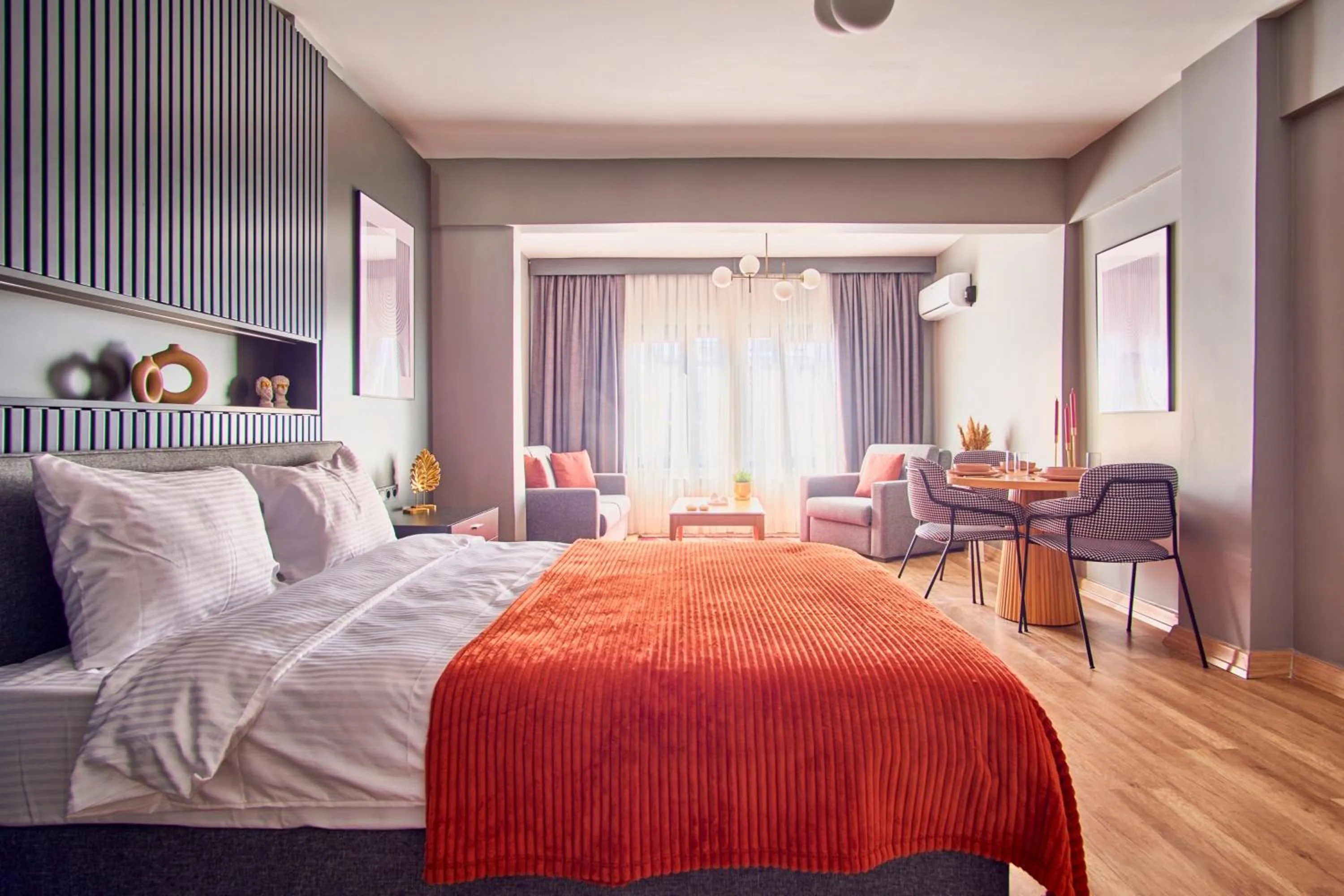 Seating area, Bed in TAKS-INN Hotel