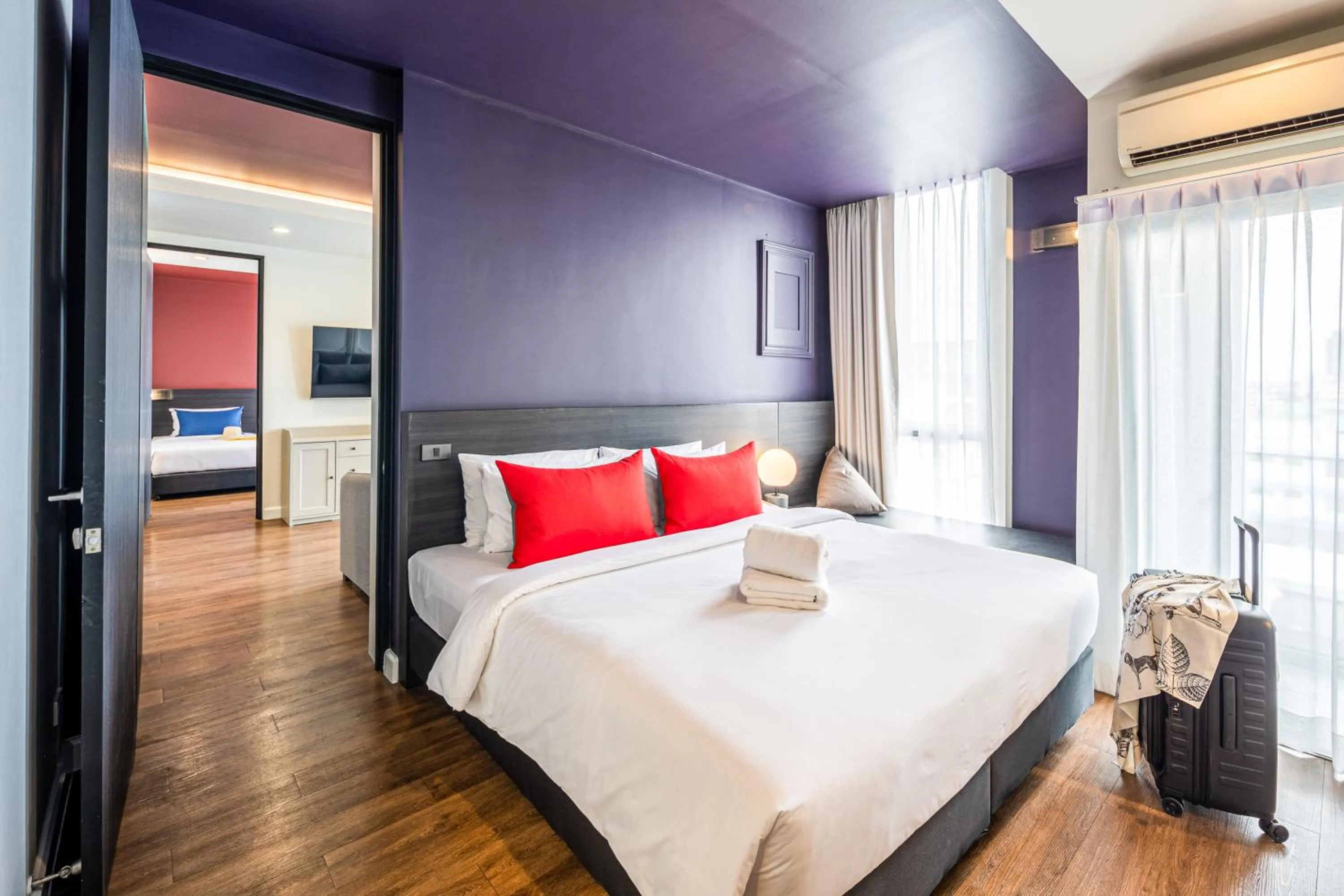 Bed in Blue Hippo & Red Crocodile Hotel