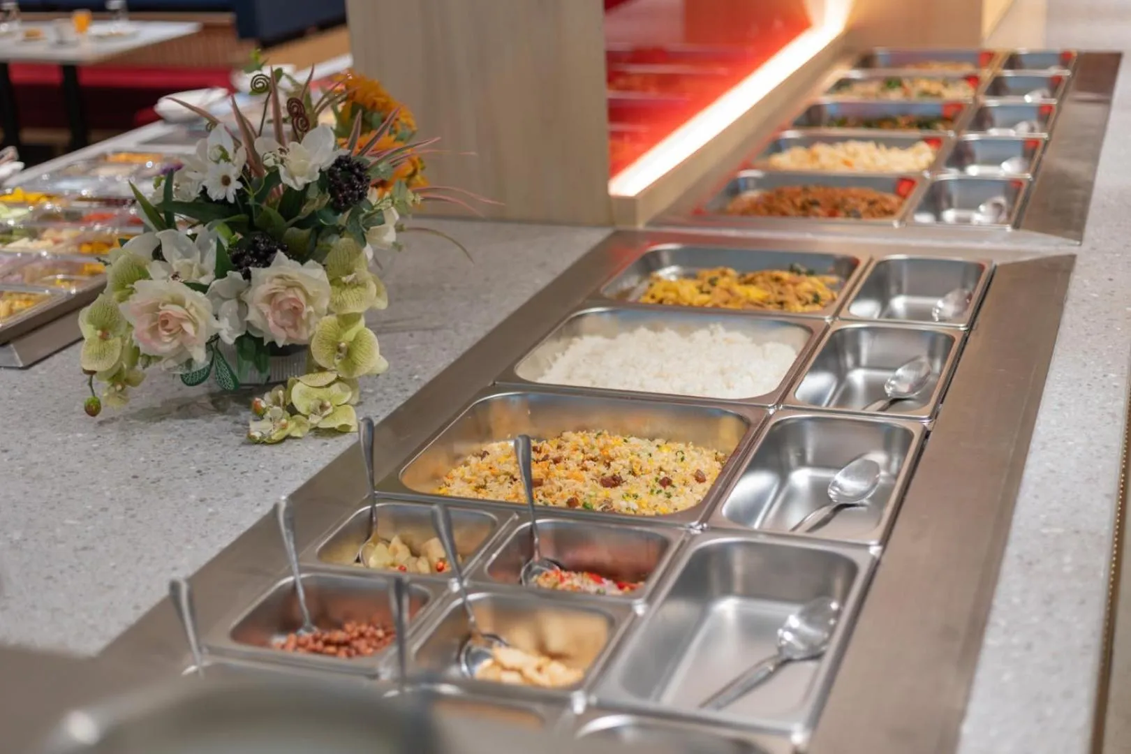 Food and drinks in Blue Hippo Hotel