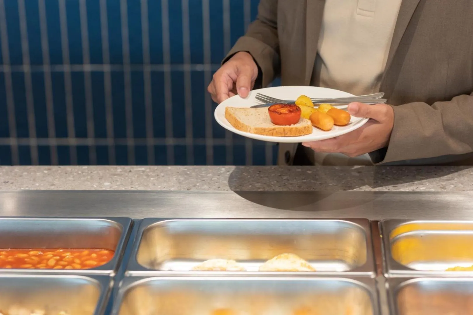 Restaurant/places to eat in Blue Hippo Hotel