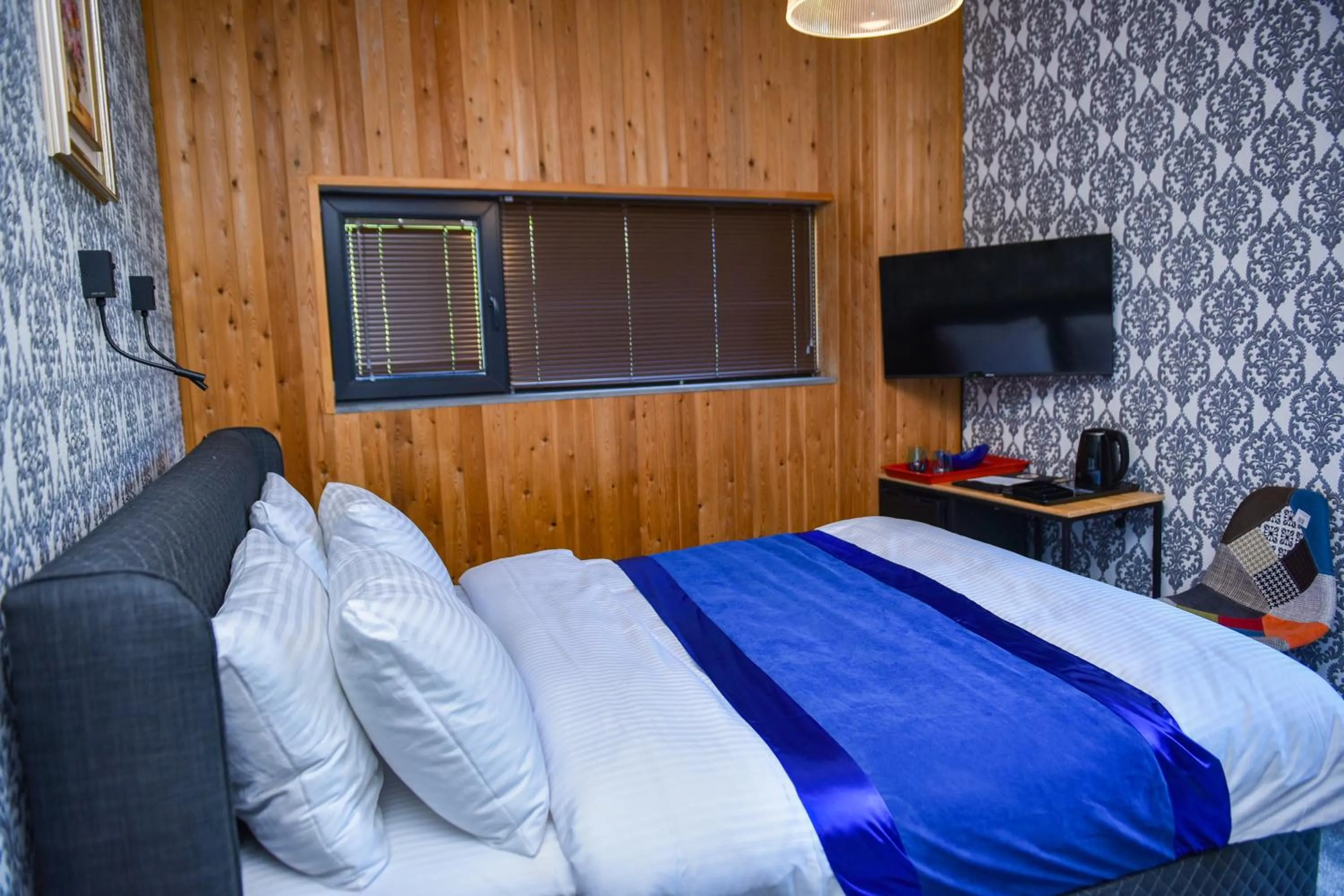 Bed in 10inn Boutique Hotel