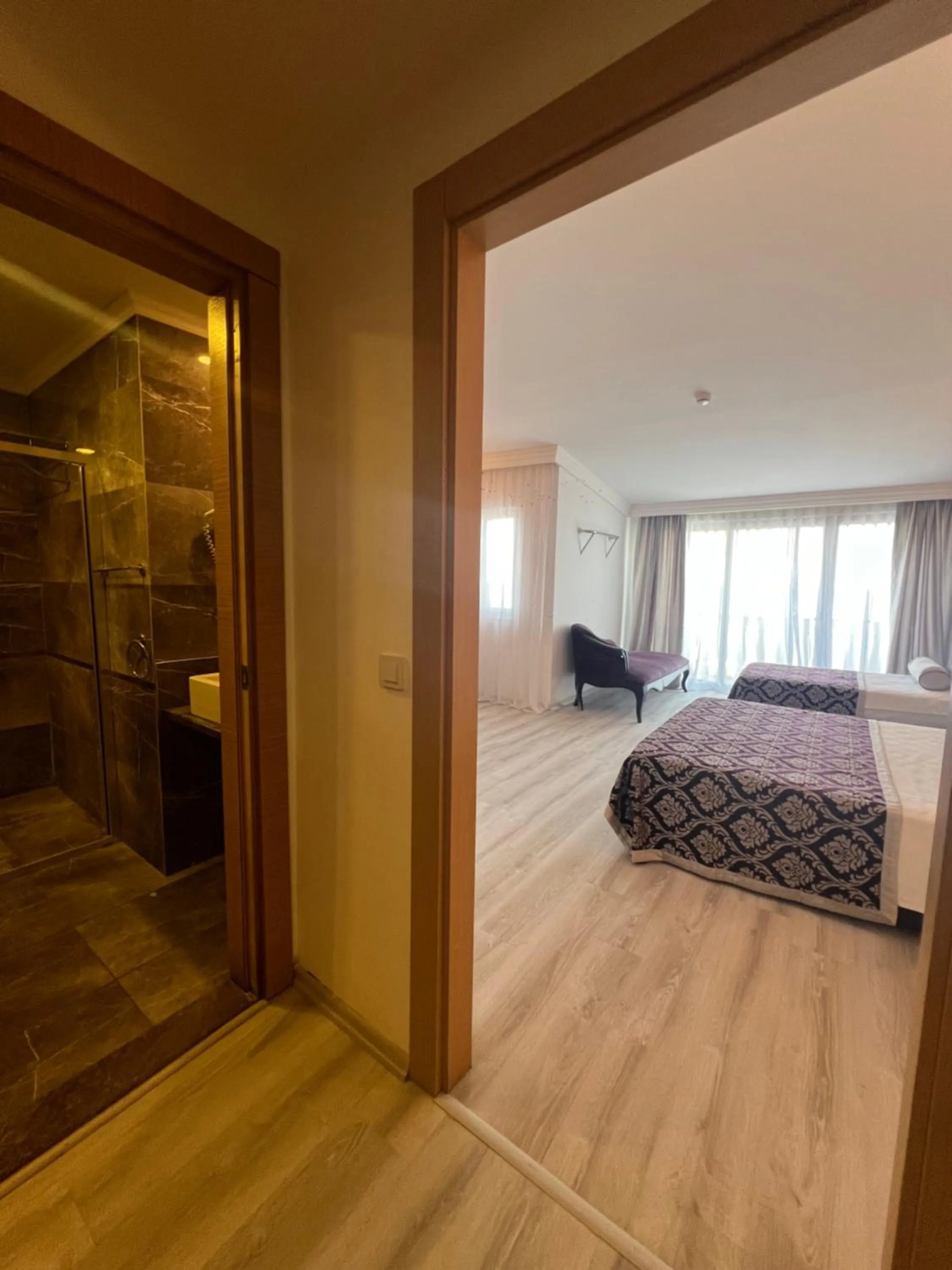 Photo of the whole room, Bed in SL La Perla Hotel Kemer