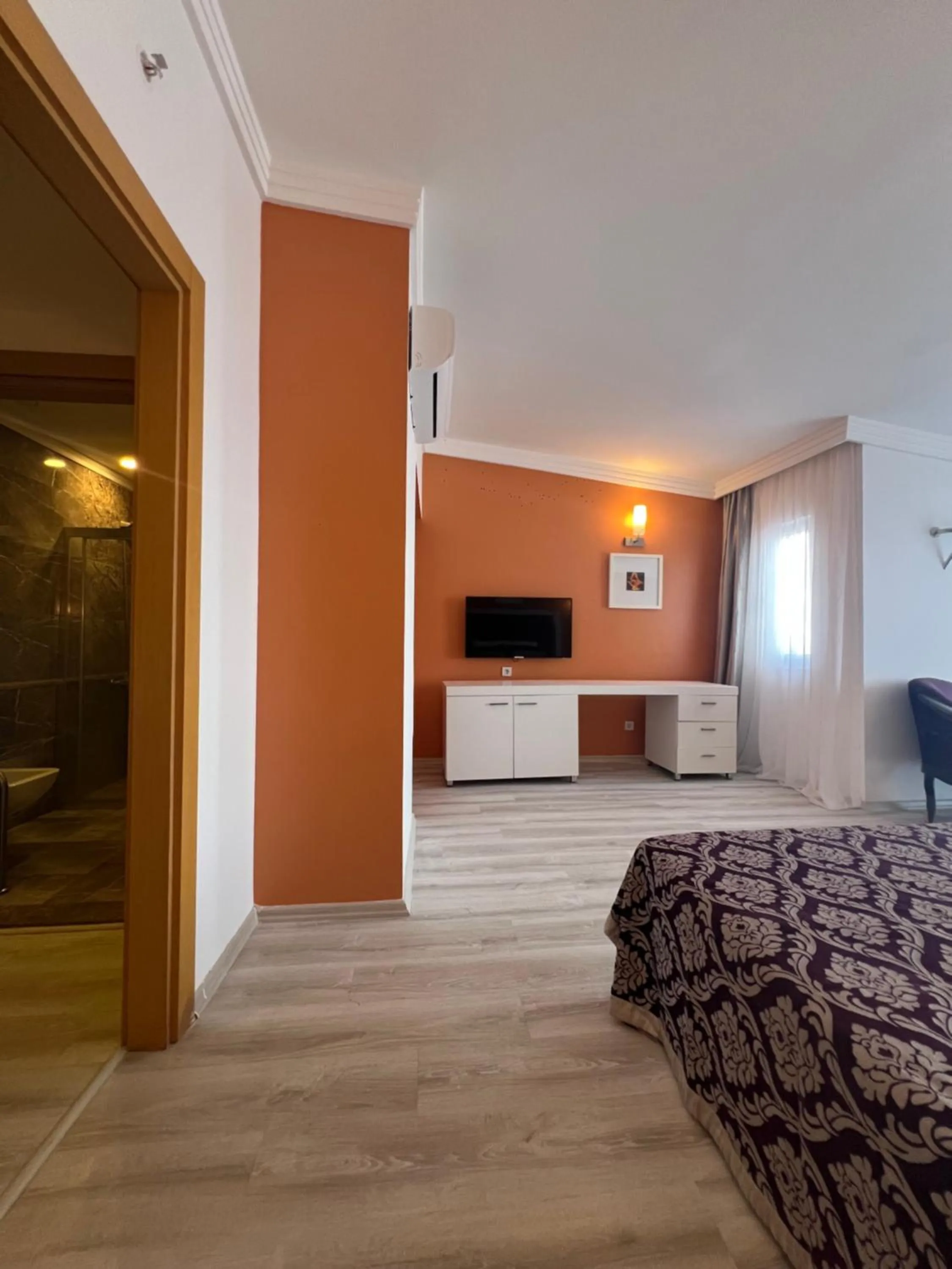 TV and multimedia, Bed in SL La Perla Hotel Kemer