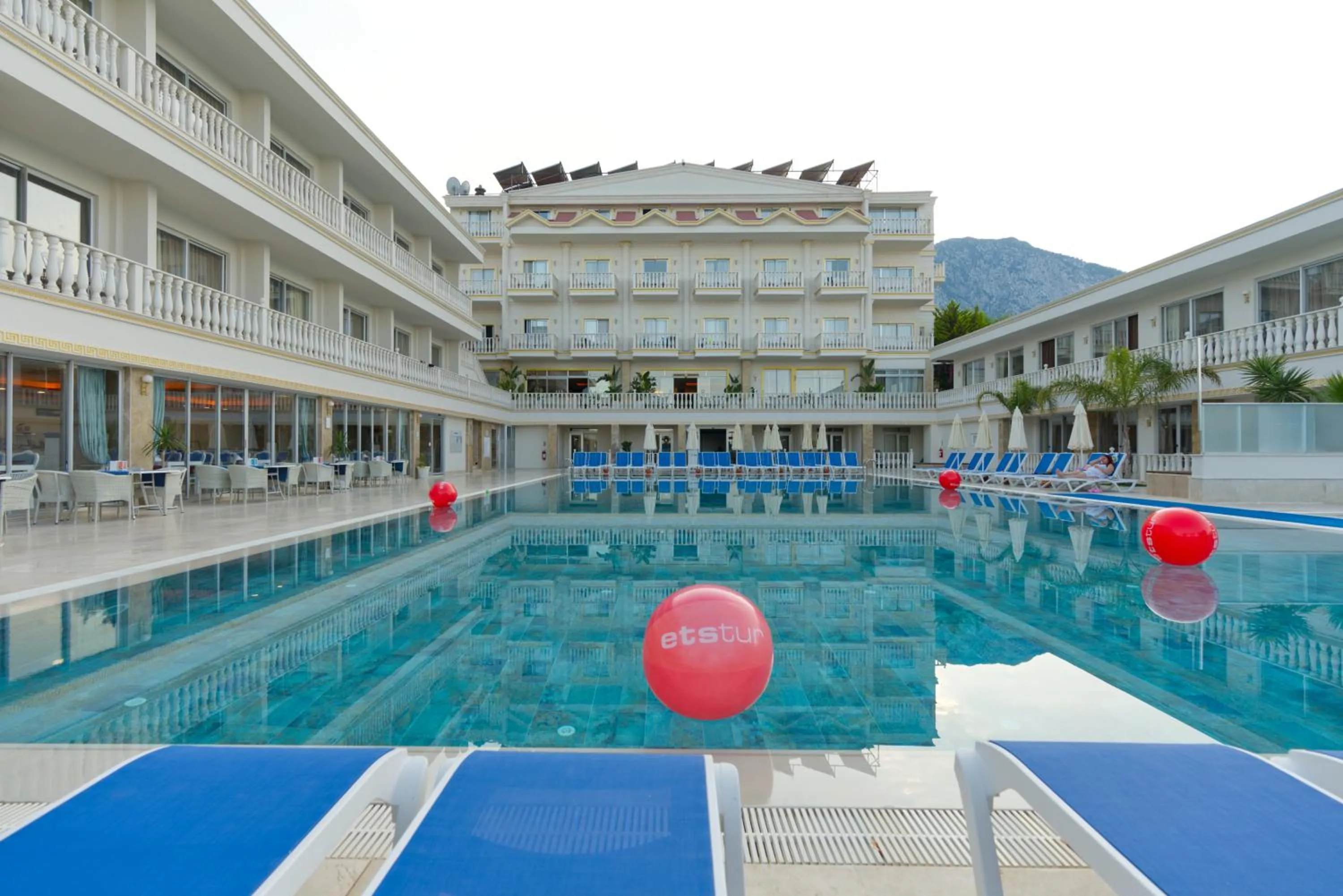 Property building in SL La Perla Hotel Kemer