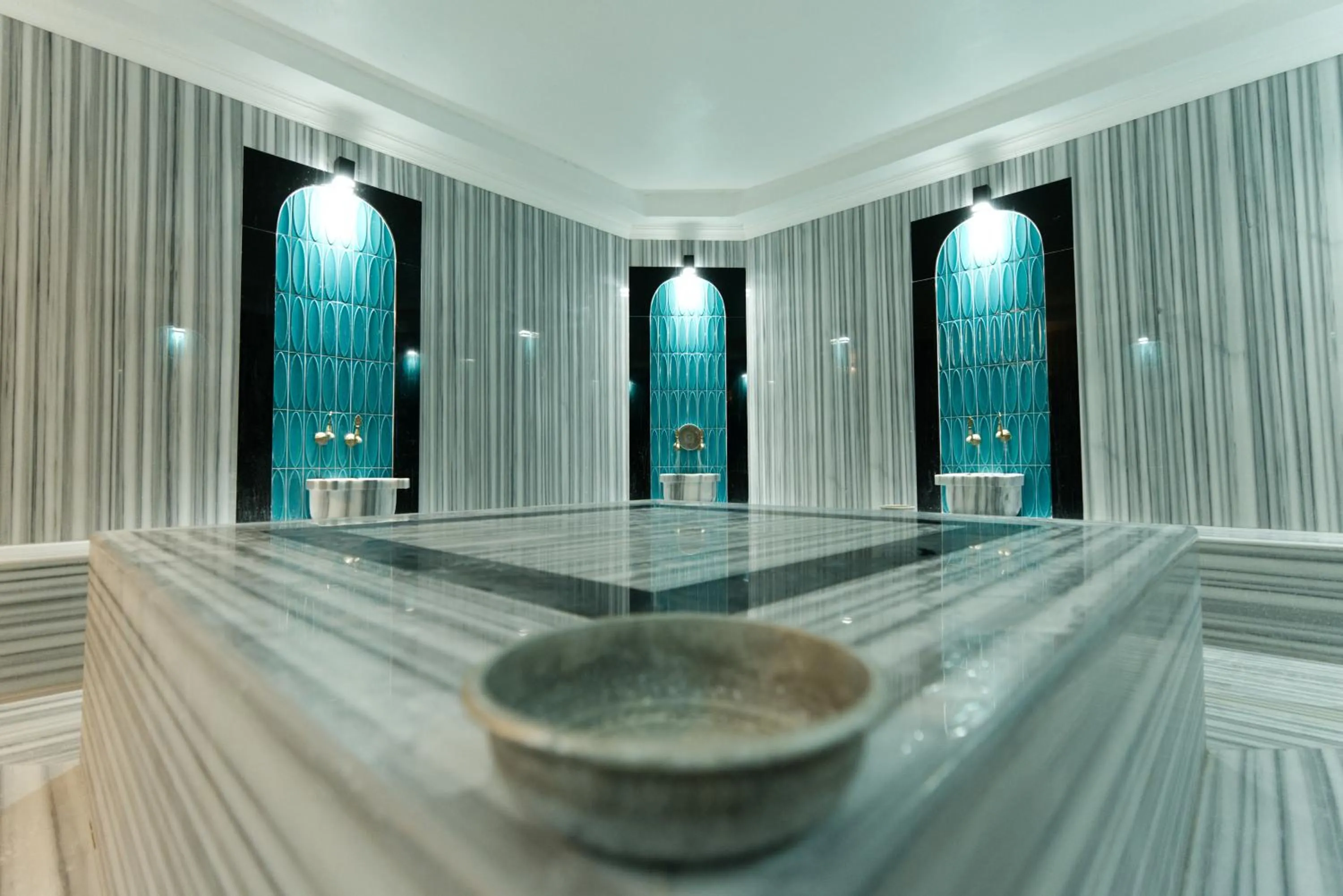 Public Bath in SL La Perla Hotel Kemer