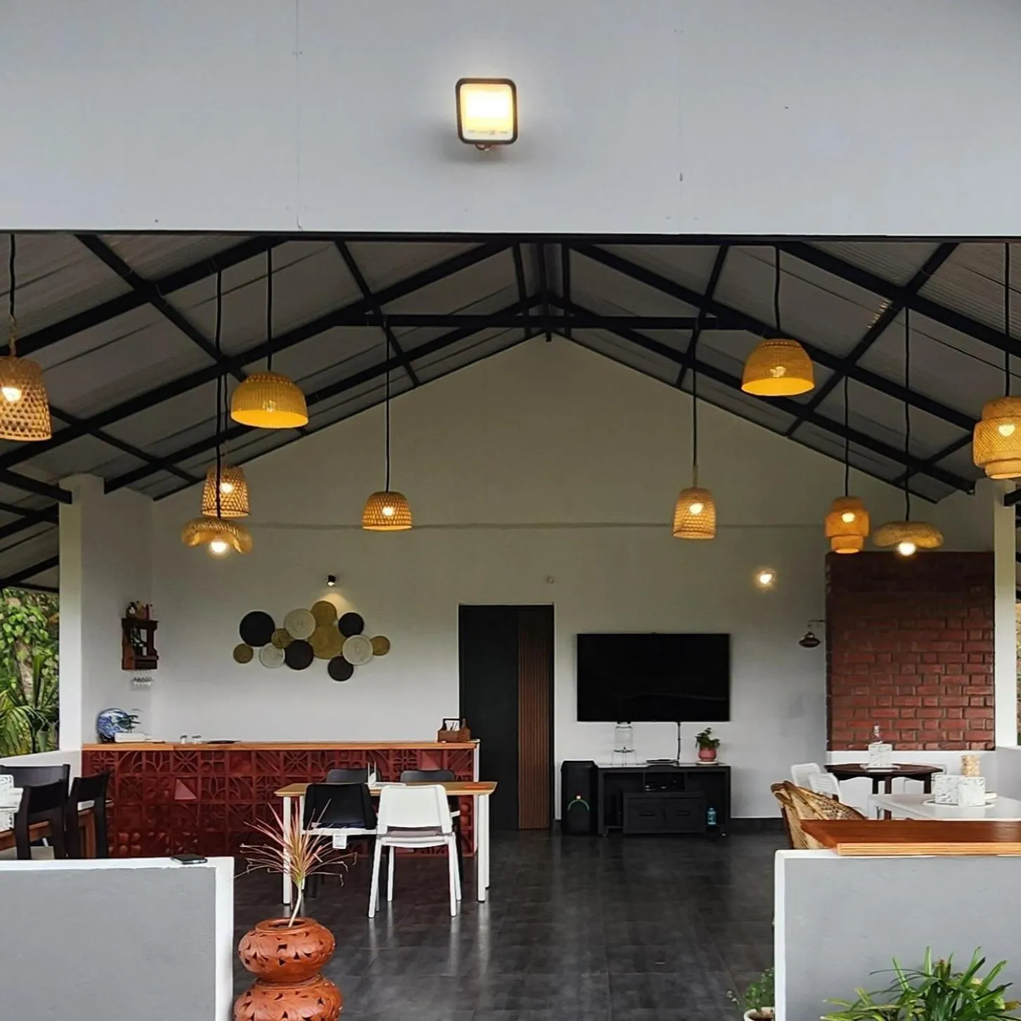 Restaurant/places to eat in Bendheka - Cliff Front Cottages Coorg
