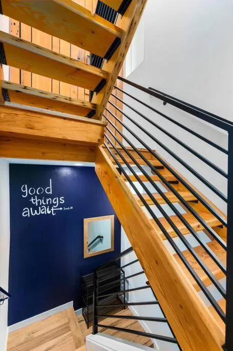 Modern Sustainable Design in Ballard - 92 Wlkscore