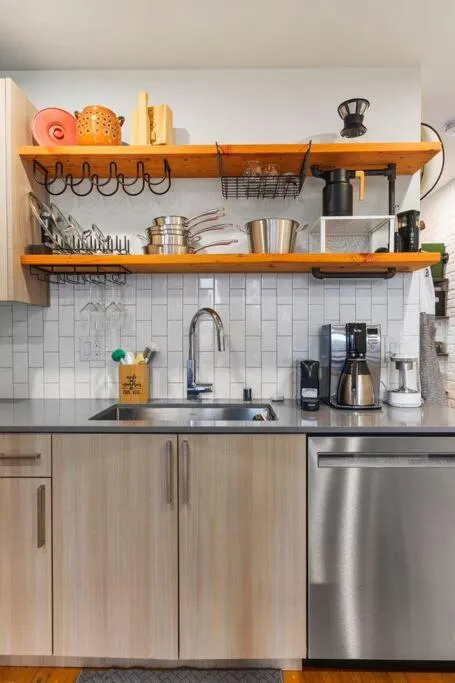 Modern Sustainable Design in Ballard - 92 Wlkscore