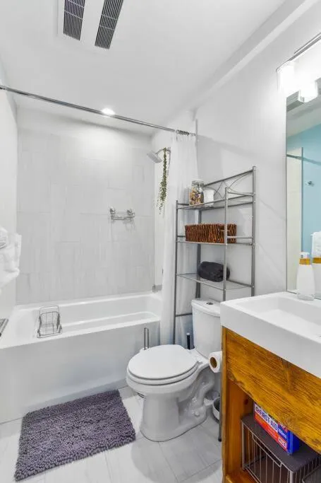 Modern Sustainable Design in Ballard - 92 Wlkscore