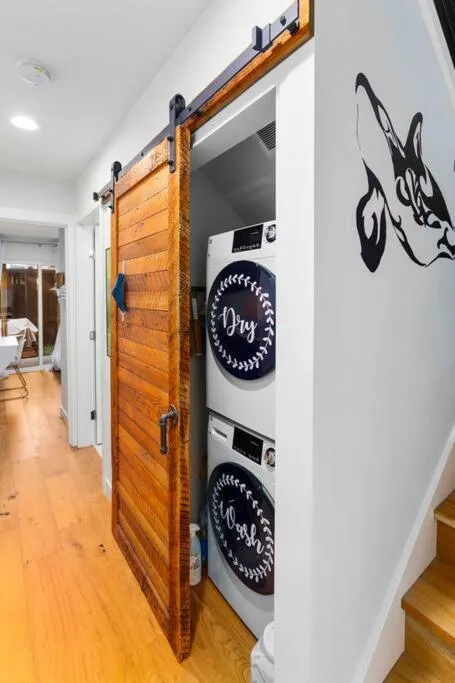 Modern Sustainable Design in Ballard - 92 Wlkscore