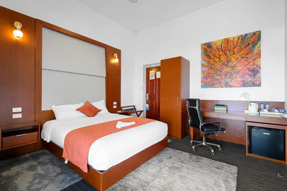 Bed in Oakleigh House