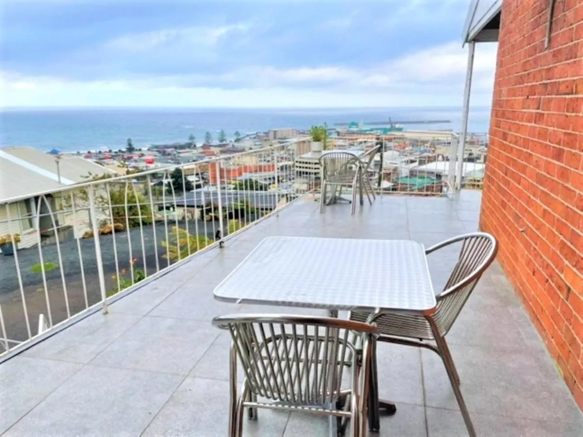 Balcony/Terrace in Oakleigh House