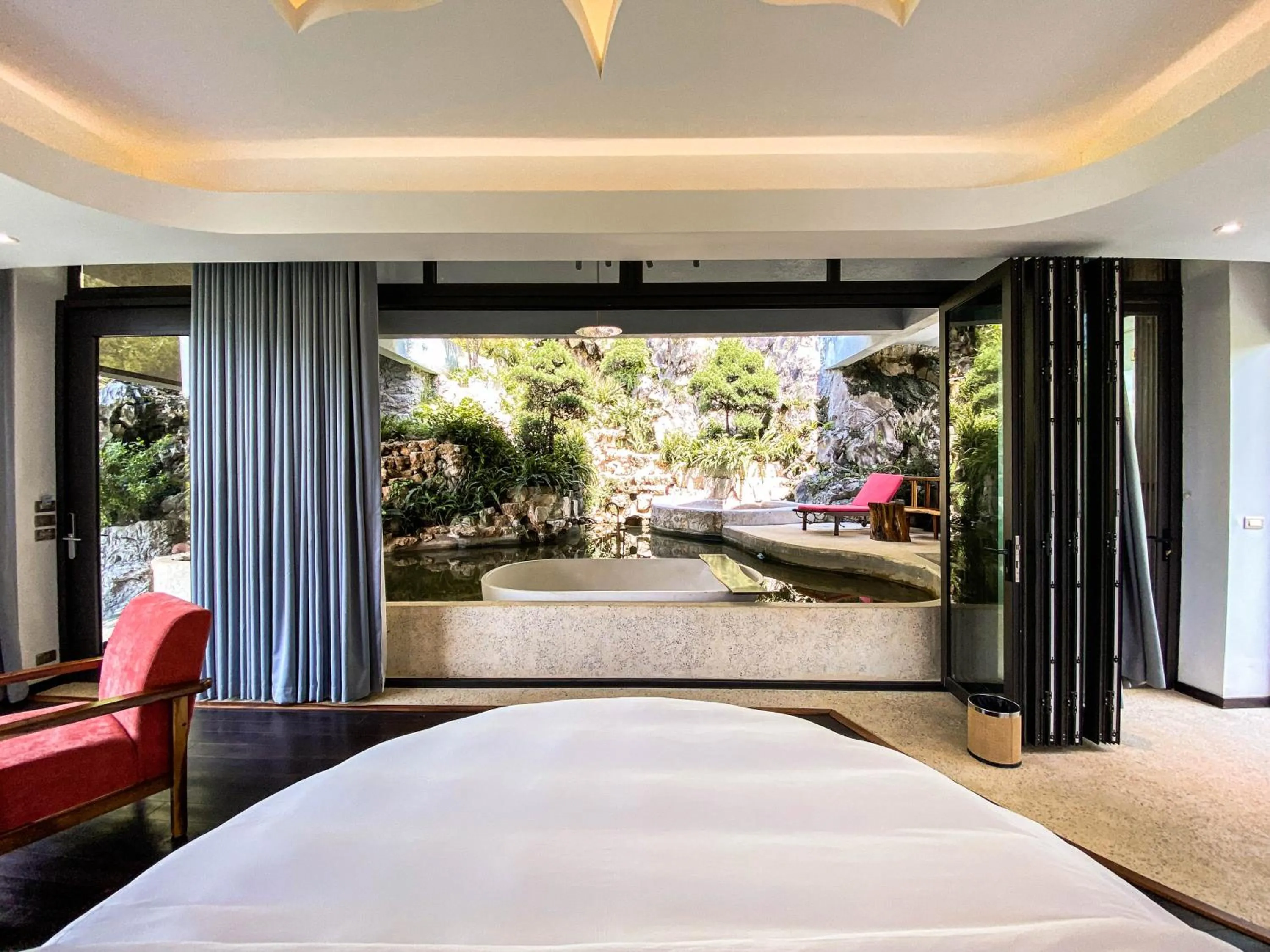 Bedroom, Bed in Minawa Kenhga Resort & Spa Ninh Binh