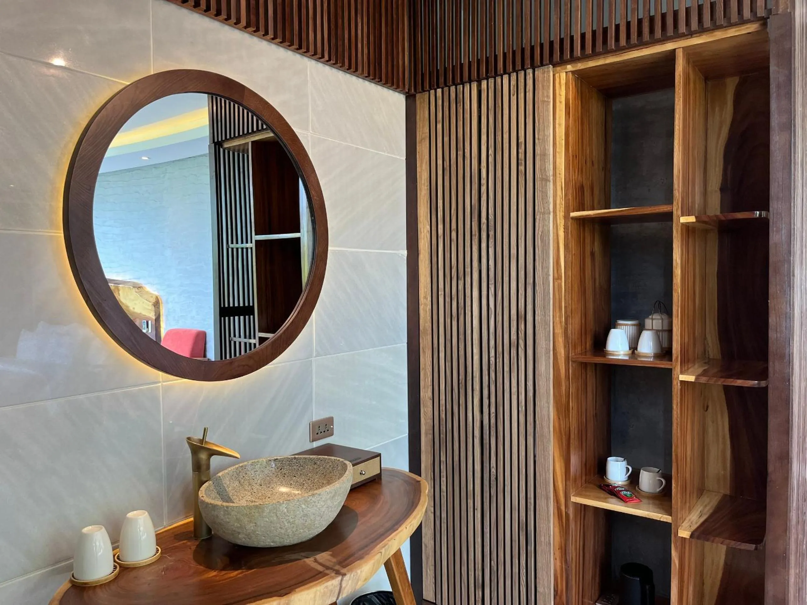 Bathroom in Minawa Kenhga Resort & Spa Ninh Binh