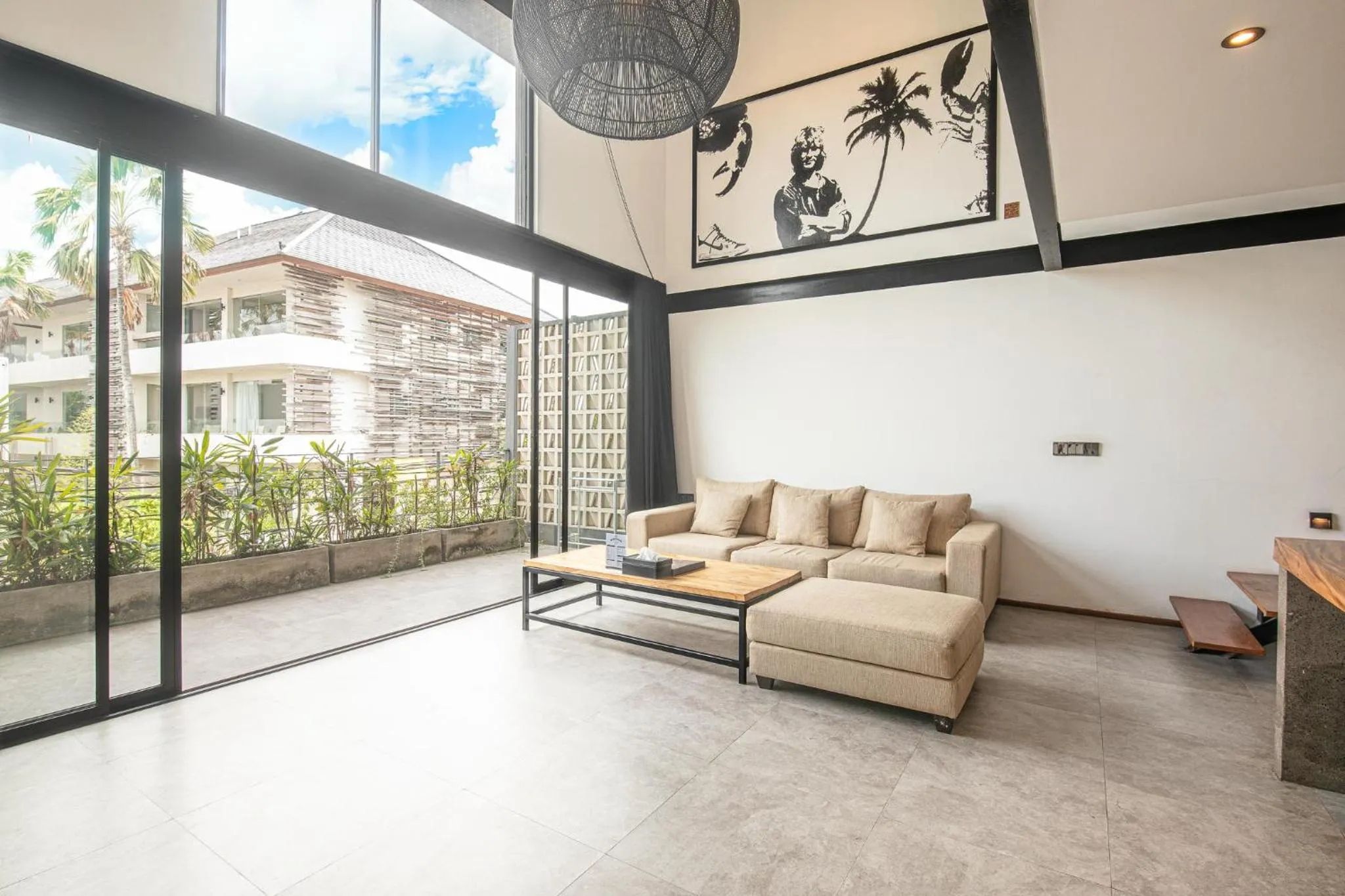 Contemporary Duplex 200m to Canggu Beachfront