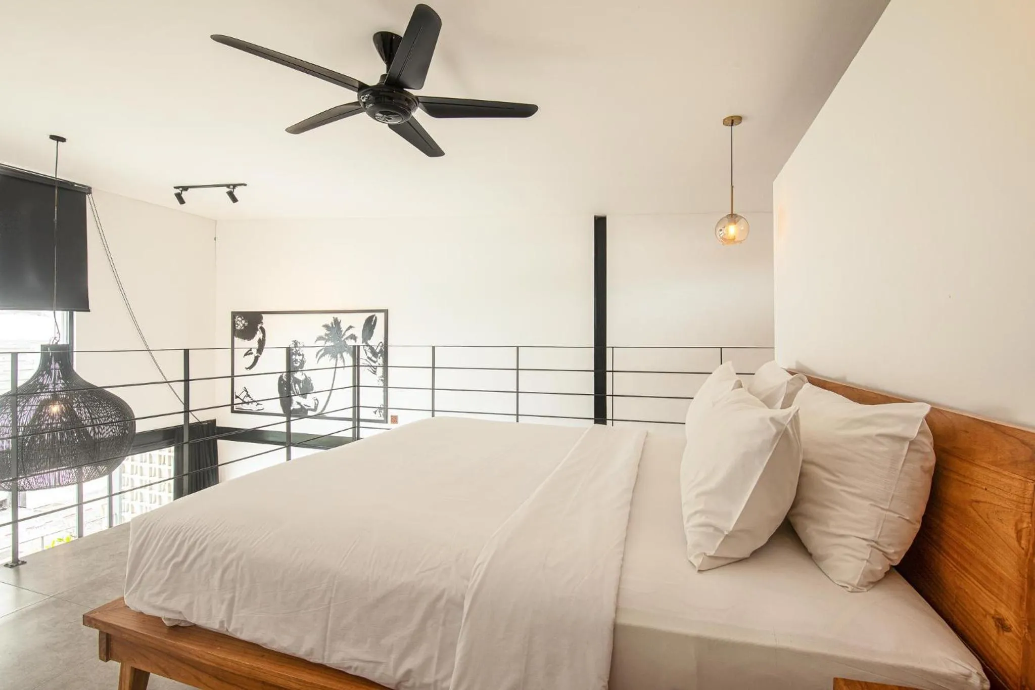 Bed in Contemporary Duplex 200m to Canggu Beachfront