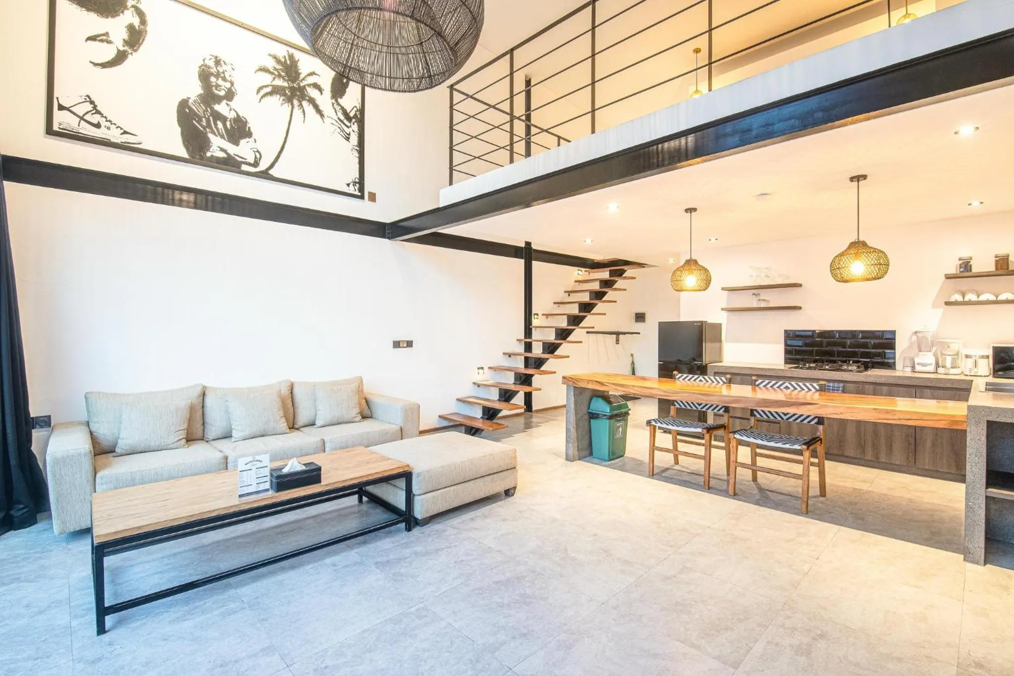 Contemporary Duplex 200m to Canggu Beachfront