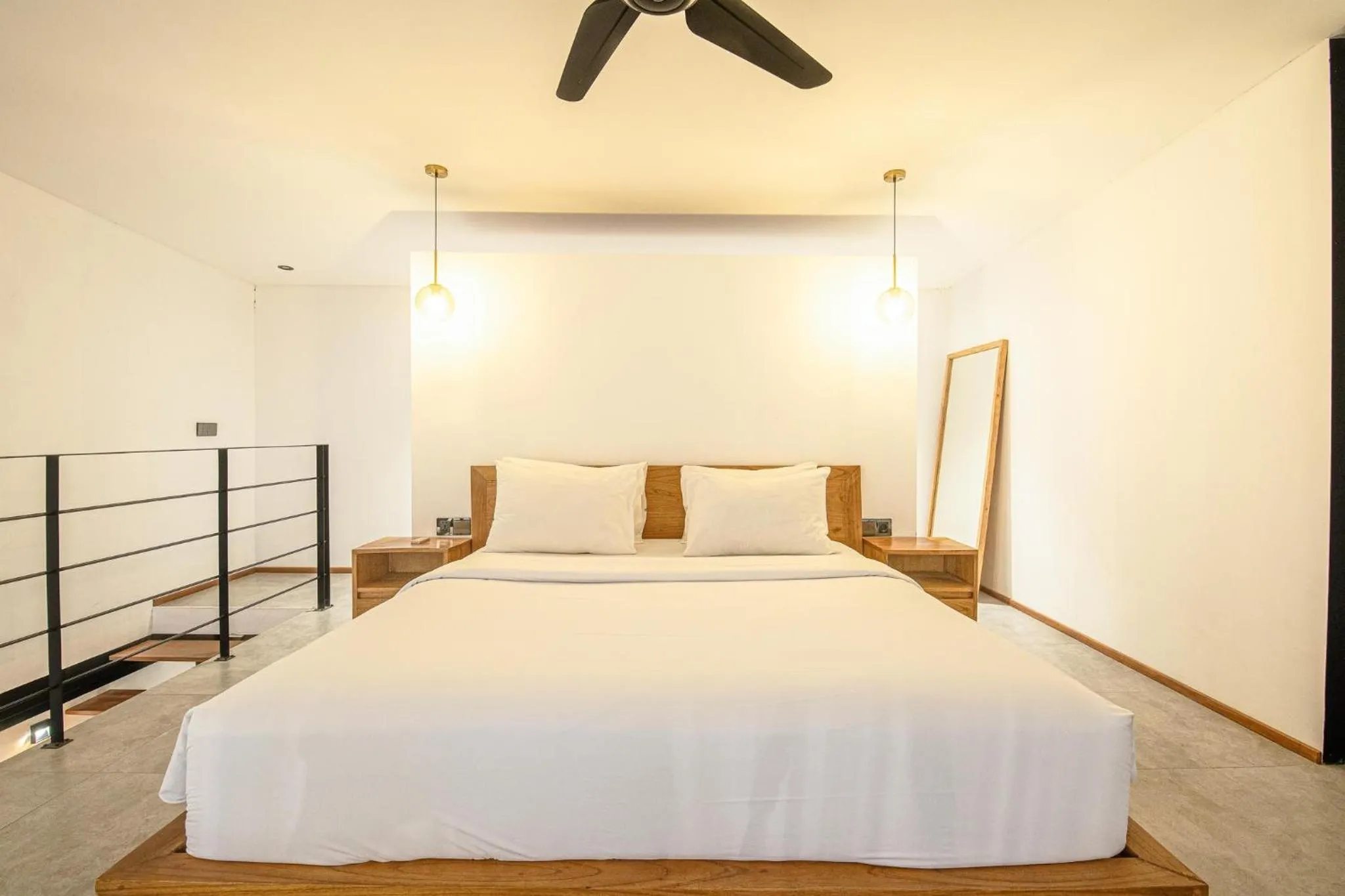 Bed in Contemporary Duplex 200m to Canggu Beachfront