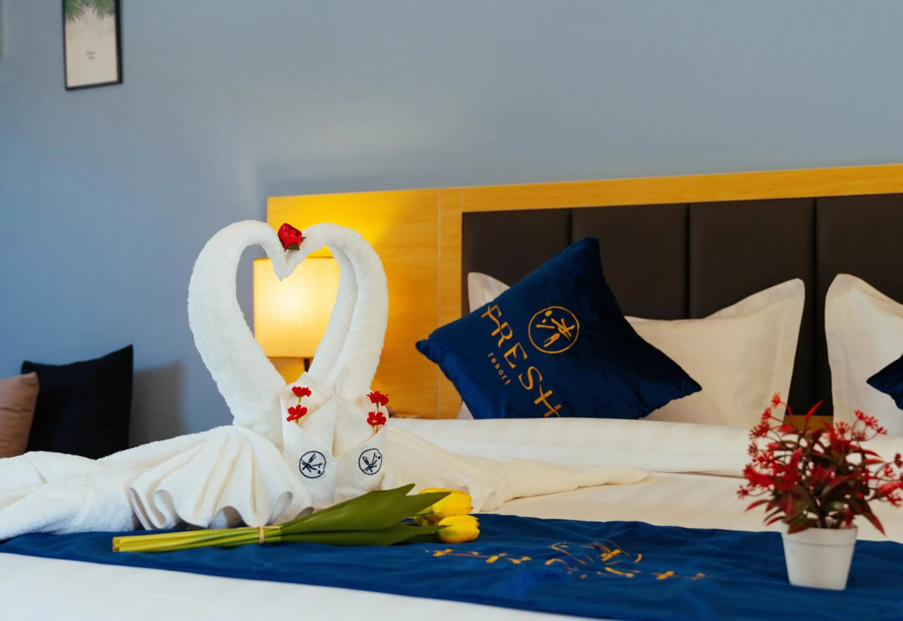 Bed in Fresh Resort Pattaya