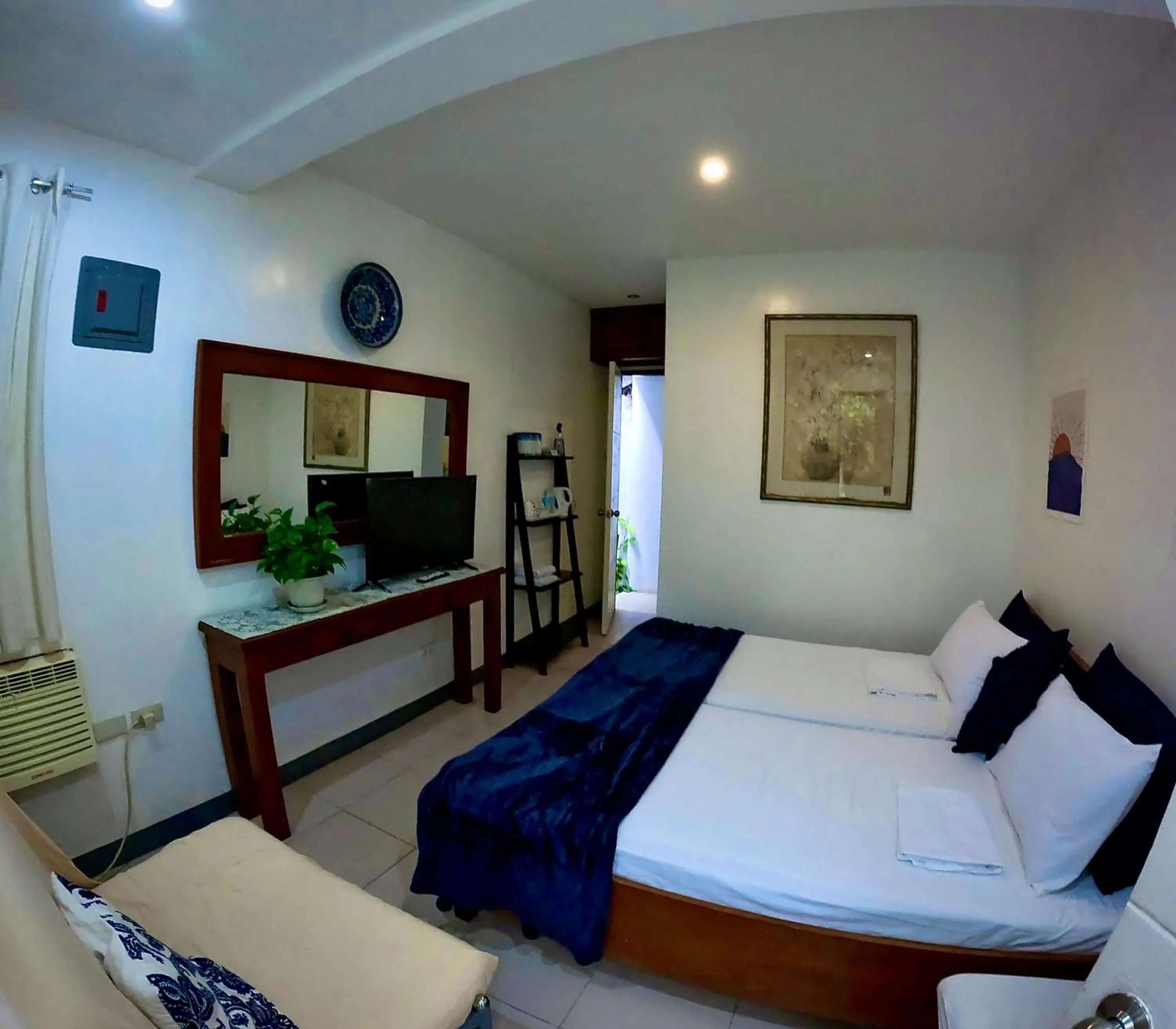 TV and multimedia, Bed in Auntie Gigi's Place